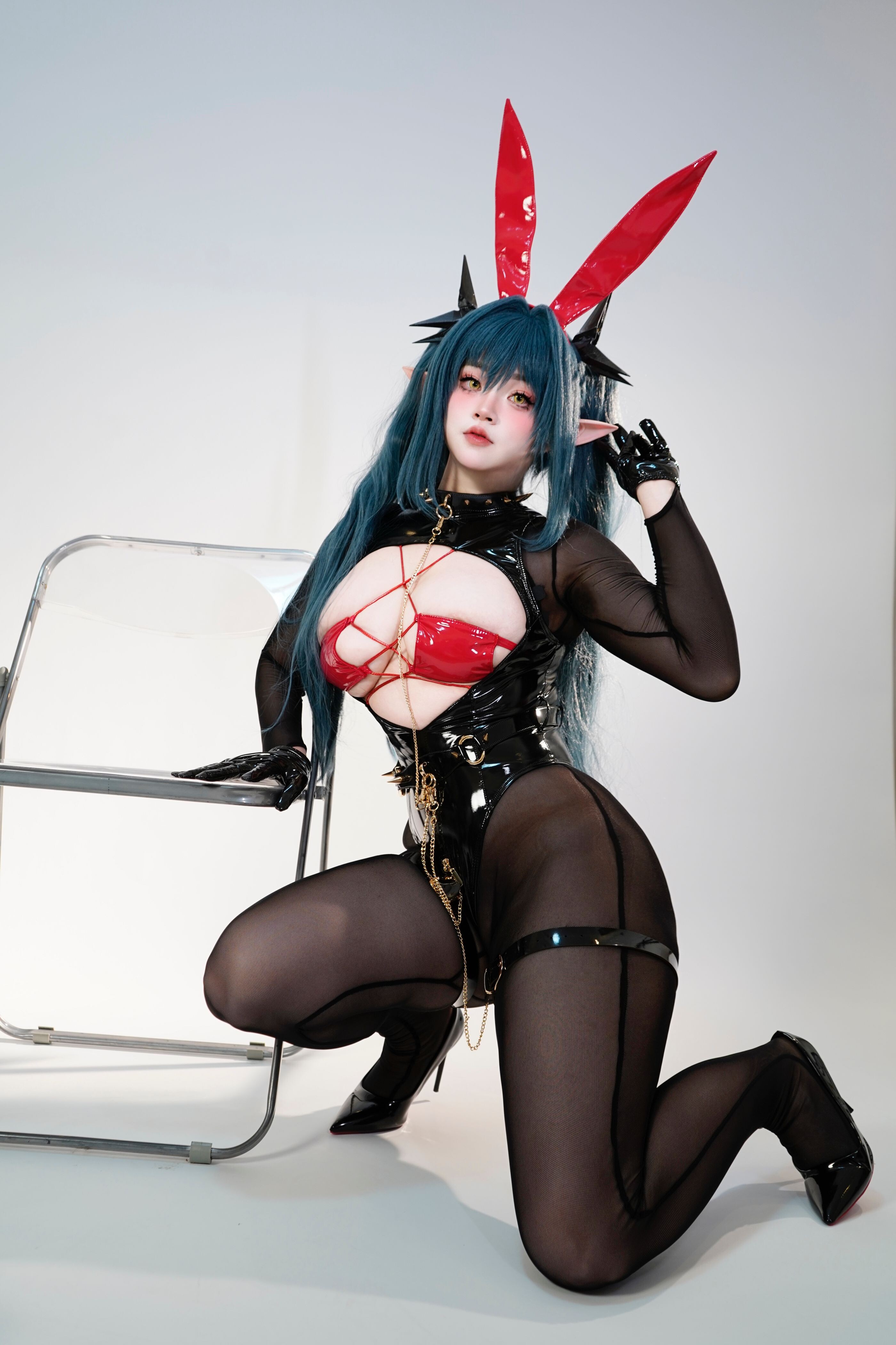 Đọc truyện hentai Tuyển tập Albums siêu phẩm Cosplay - Chap 1255 - Beanie, Regensburg (Lower)