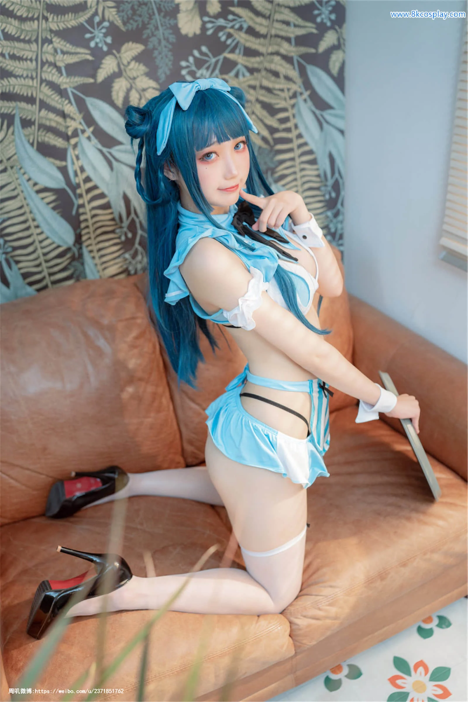 Đọc truyện hentai Tuyển tập Albums siêu phẩm Cosplay - Chap 812 - Pipi Nai is so cute NO.037 & Zhou Ji is a cute bunny waiter Bikini Maid