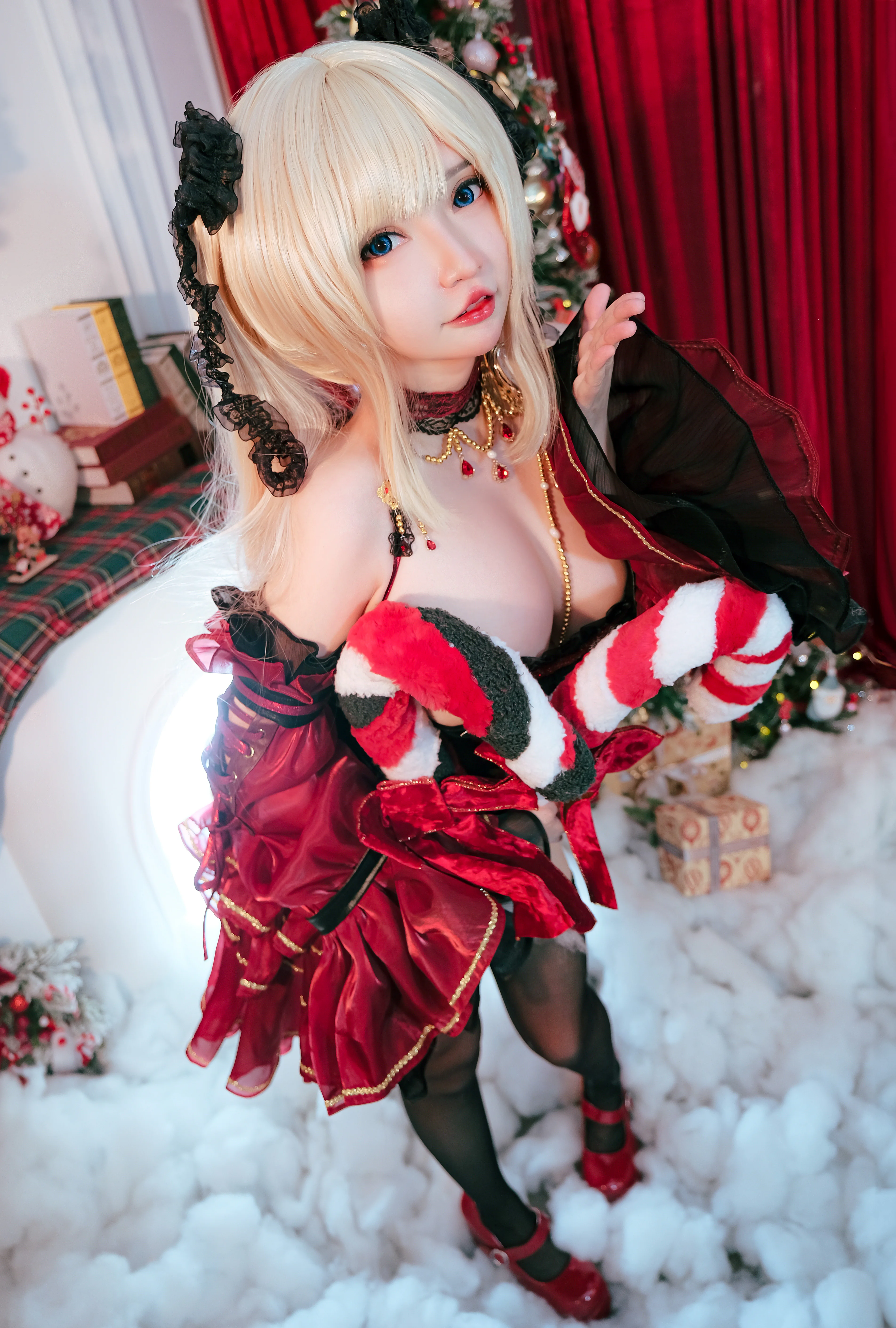 Đọc truyện hentai Tuyển tập Albums siêu phẩm Cosplay - Chap 945 - Potato Godzilla - Marie Rose Xmas
