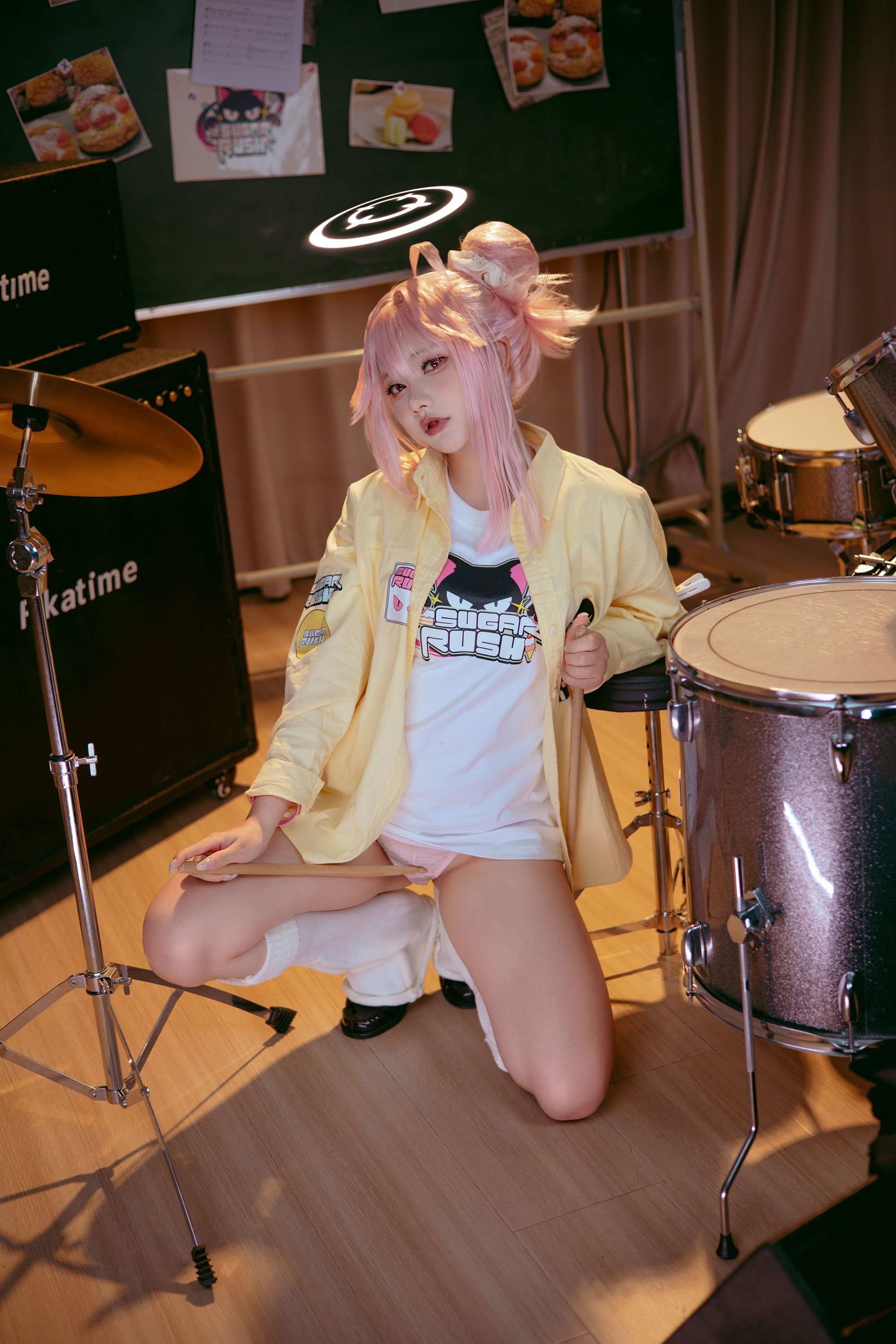 Đọc truyện hentai Tuyển tập Albums siêu phẩm Cosplay - Chap 1240 - Bite of the Bunny Girl ovo - Yutori Natsu (Blue Archive)