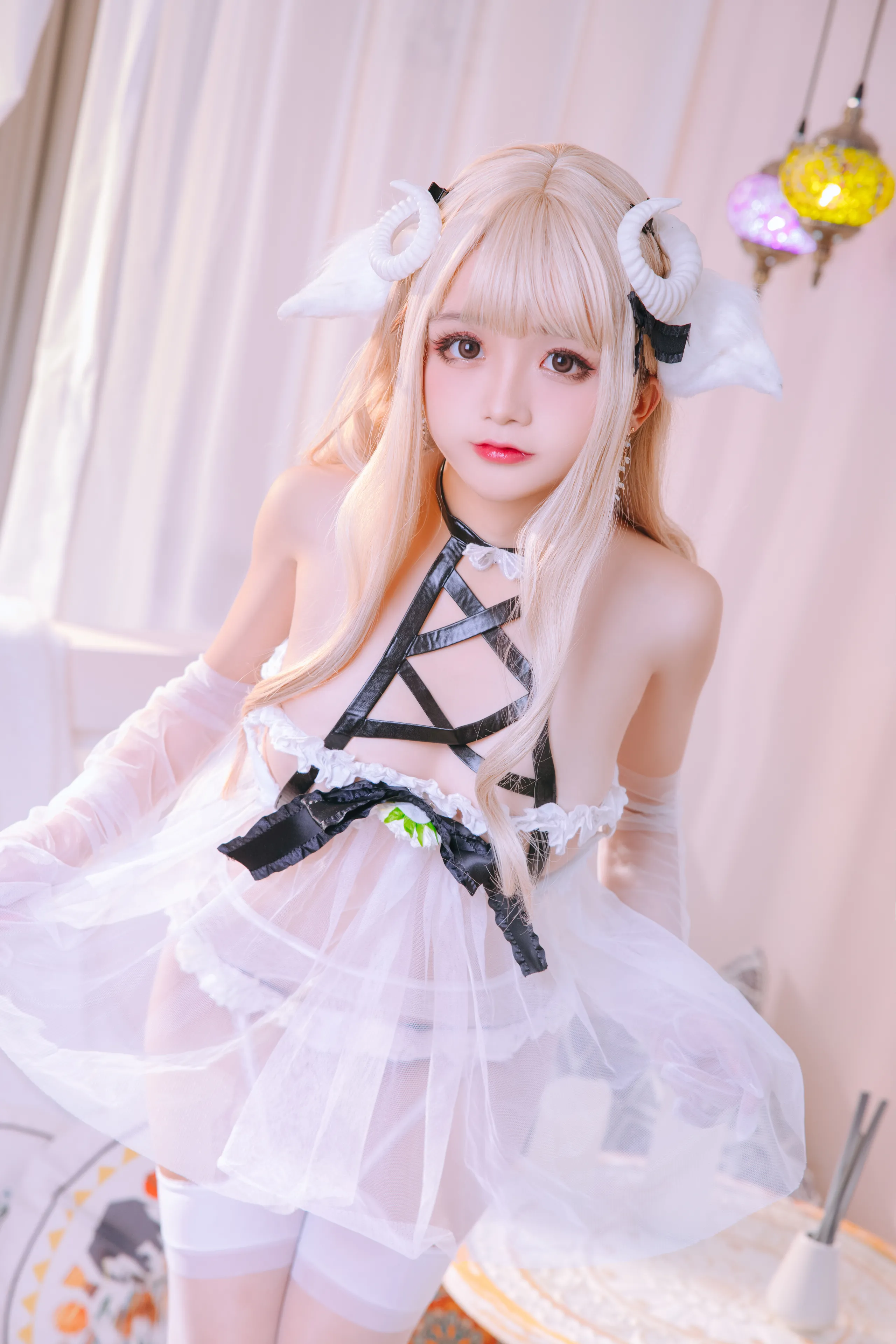 Đọc truyện hentai Tuyển tập Albums siêu phẩm Cosplay - Chap 1011 - Rina Jiao - White Lamb