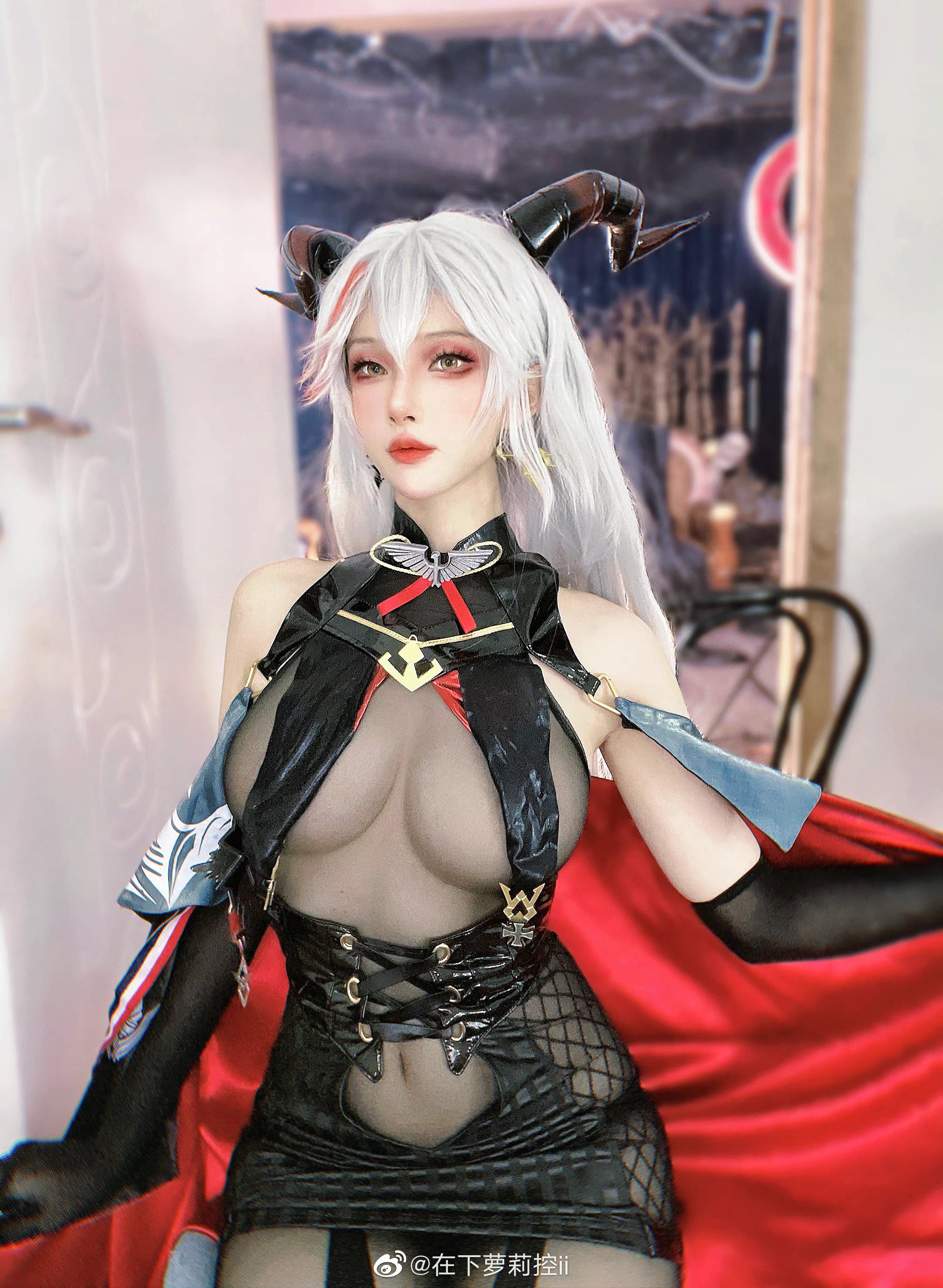 Đọc truyện hentai Tuyển tập Albums siêu phẩm Cosplay - Chap 498 - Egil + Prince Eugen + Louis IX + Atago (Azur Lane)