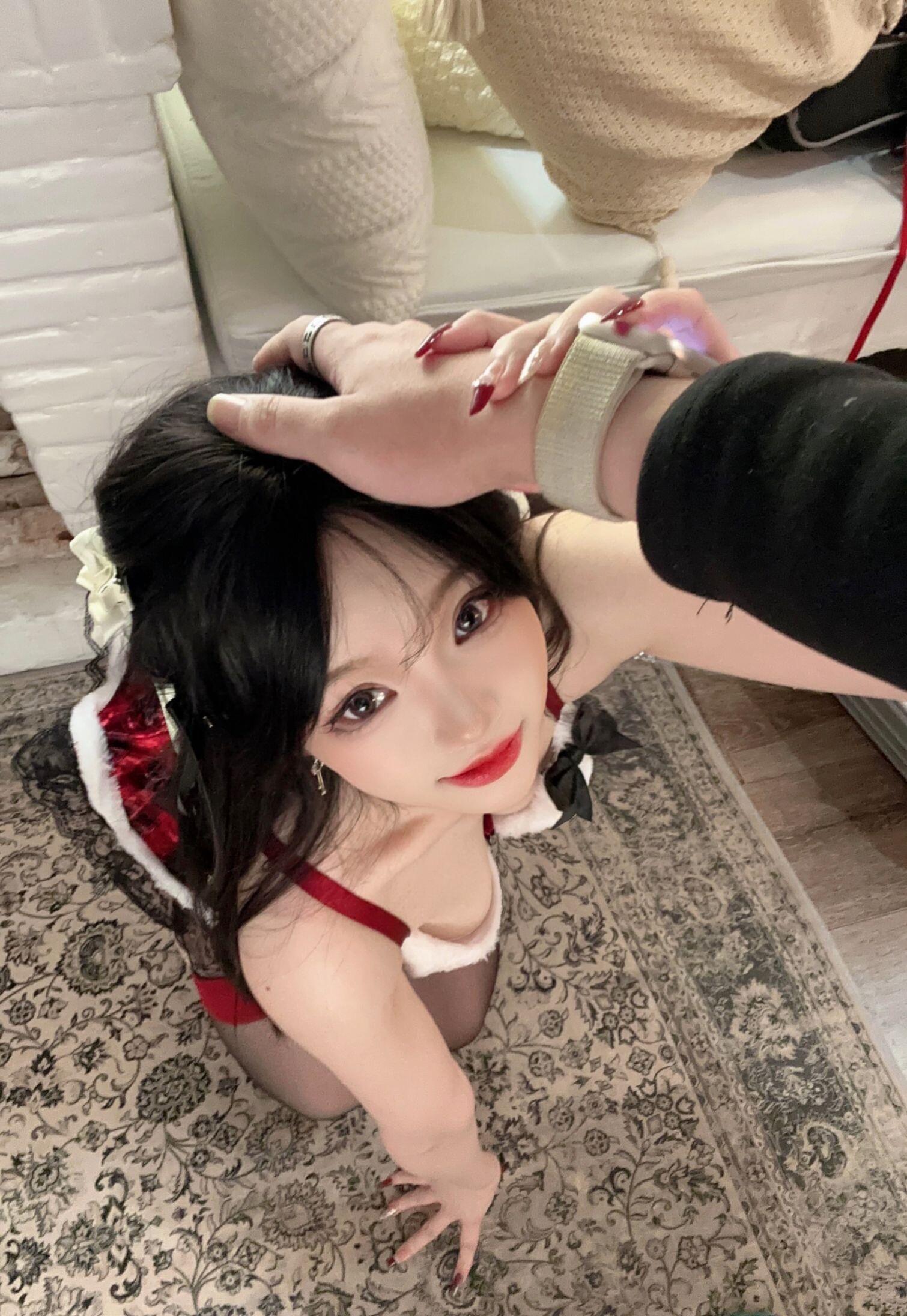 Đọc truyện hentai Tuyển tập Albums siêu phẩm Cosplay - Chap 1006 - Astra - Christmas Red Plaid