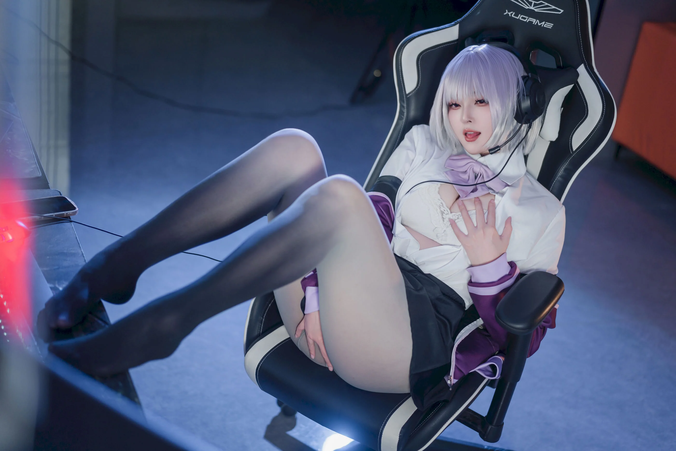Đọc truyện hentai Tuyển tập Albums siêu phẩm Cosplay - Chap 1432 - Natsuko - GRIDMAN Akane Shinjo