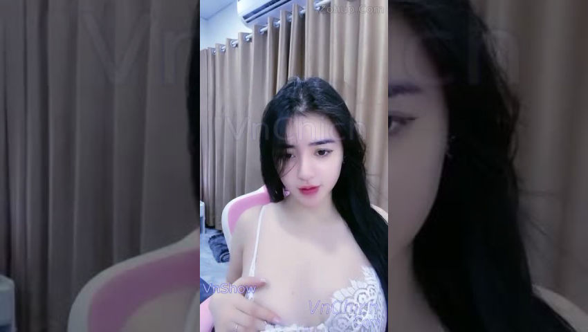 Vybaby xinh đến thế cơ à , livestream show lồn luôn em ơi . PHIM SEX VIET