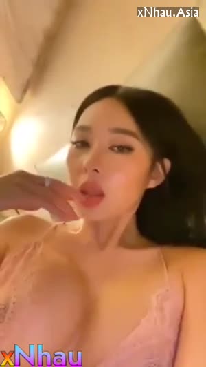Xem là nứng, E gái xinh Khiêu Dâm Khoe Mép Lồn Bóp vú Some djt nhau ko bao sướng vcl (Xem là nứng, E gái xinh Khiêu Dâm Khoe Mép Lồn Bóp vú Some djt nhau ko bao sướng vcl) [26]