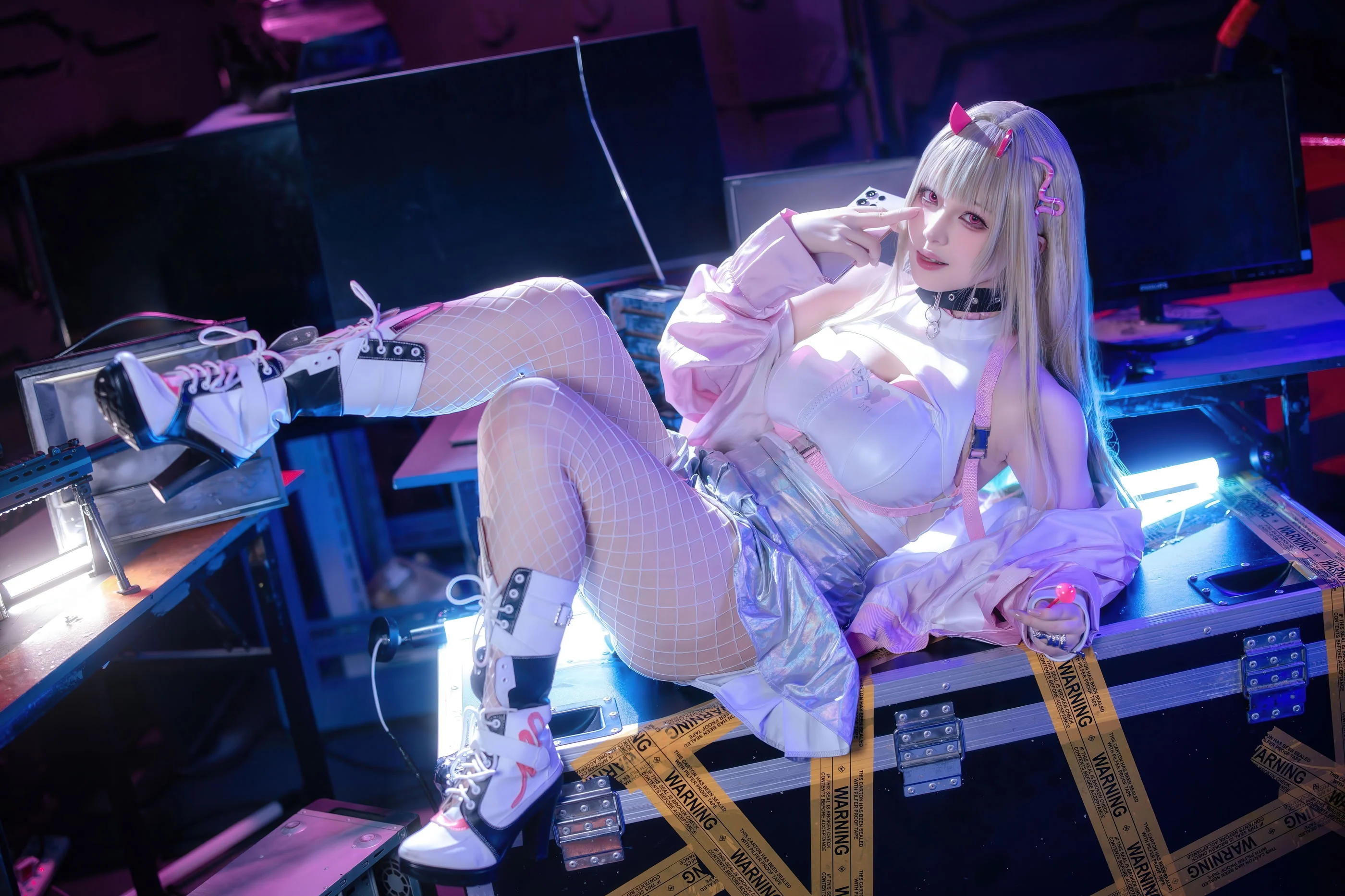 Đọc truyện hentai Tuyển tập Albums siêu phẩm Cosplay - Chap 1342 - Yukako - Victory Goddess: Niki, Viper