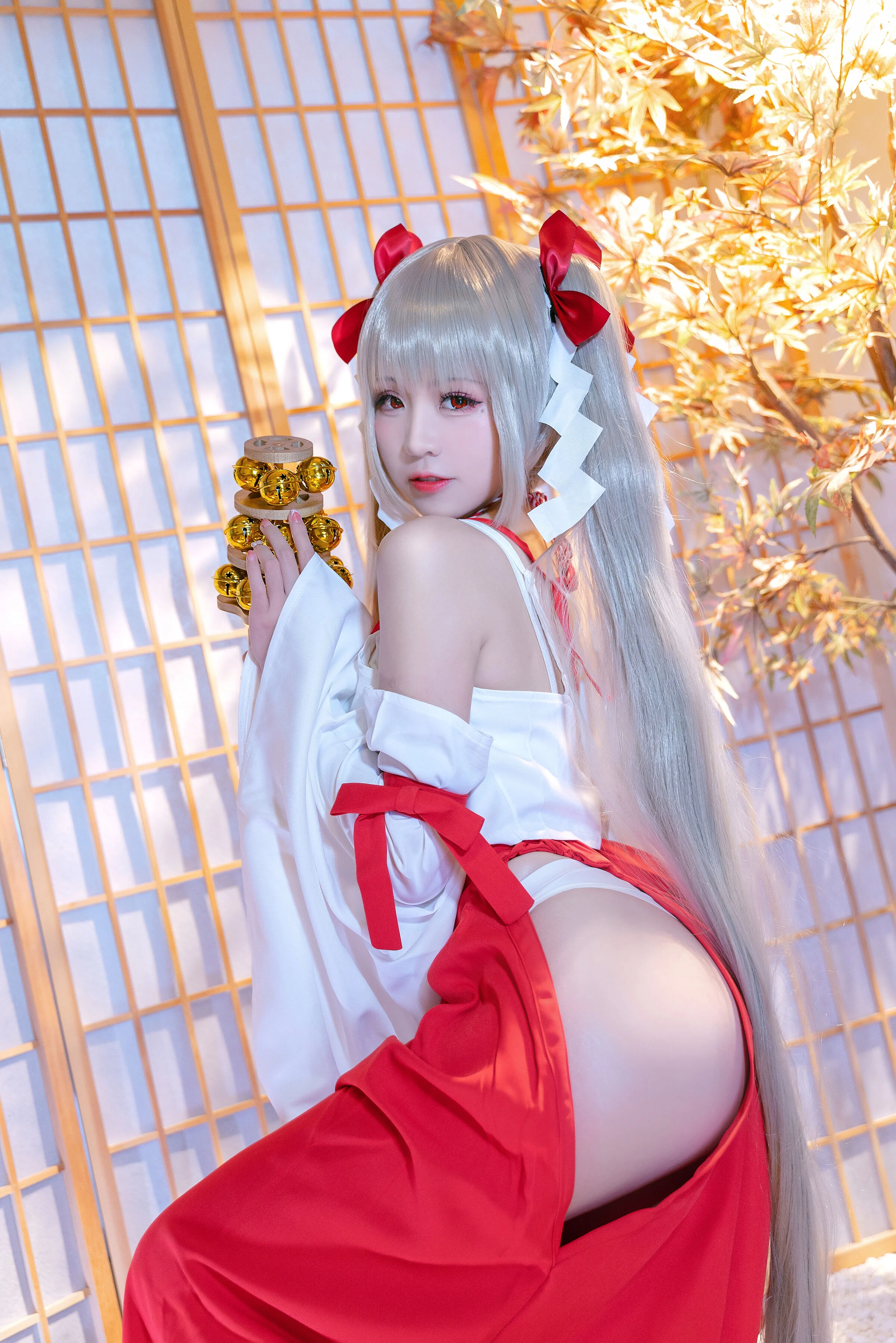 Đọc truyện hentai Tuyển tập Albums siêu phẩm Cosplay - Chap 594 - miko sauce - Awesome witch