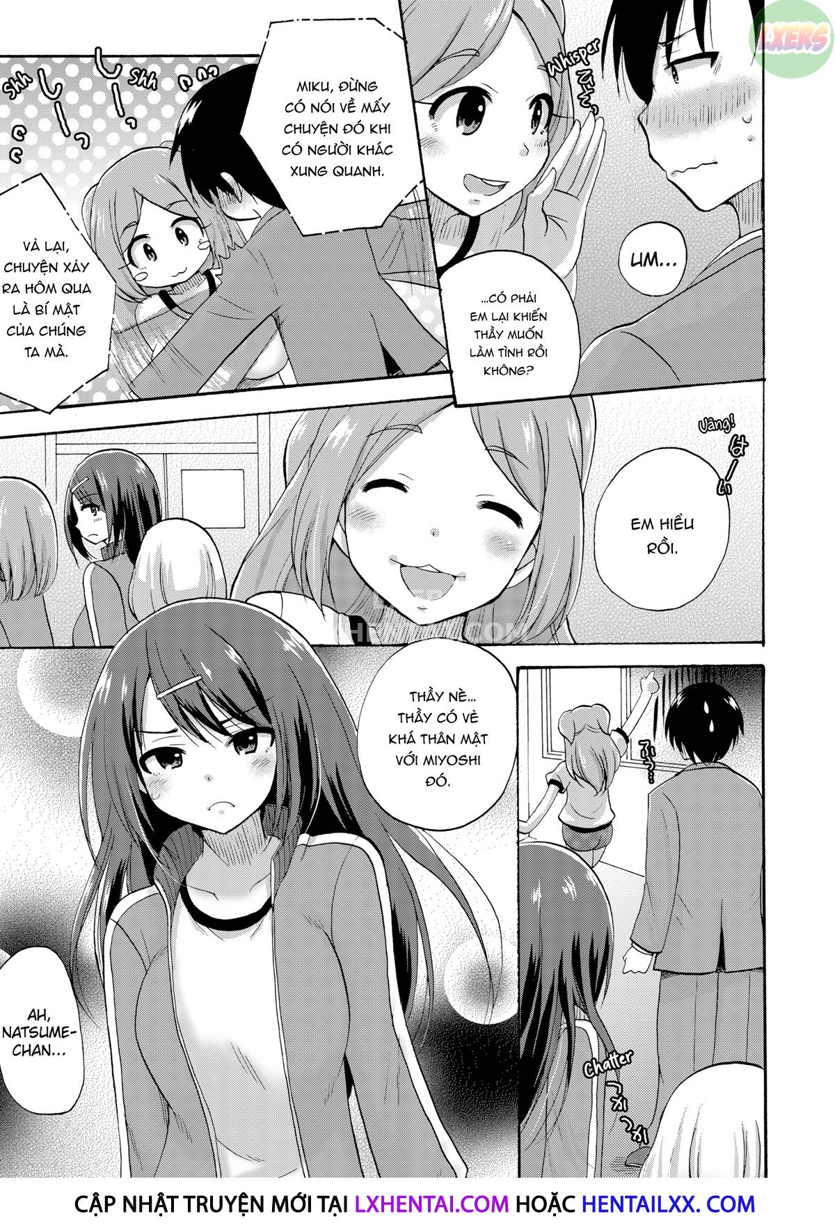 Đọc truyện hentai Dàn Harem ướt át ở học viện - Chap 4