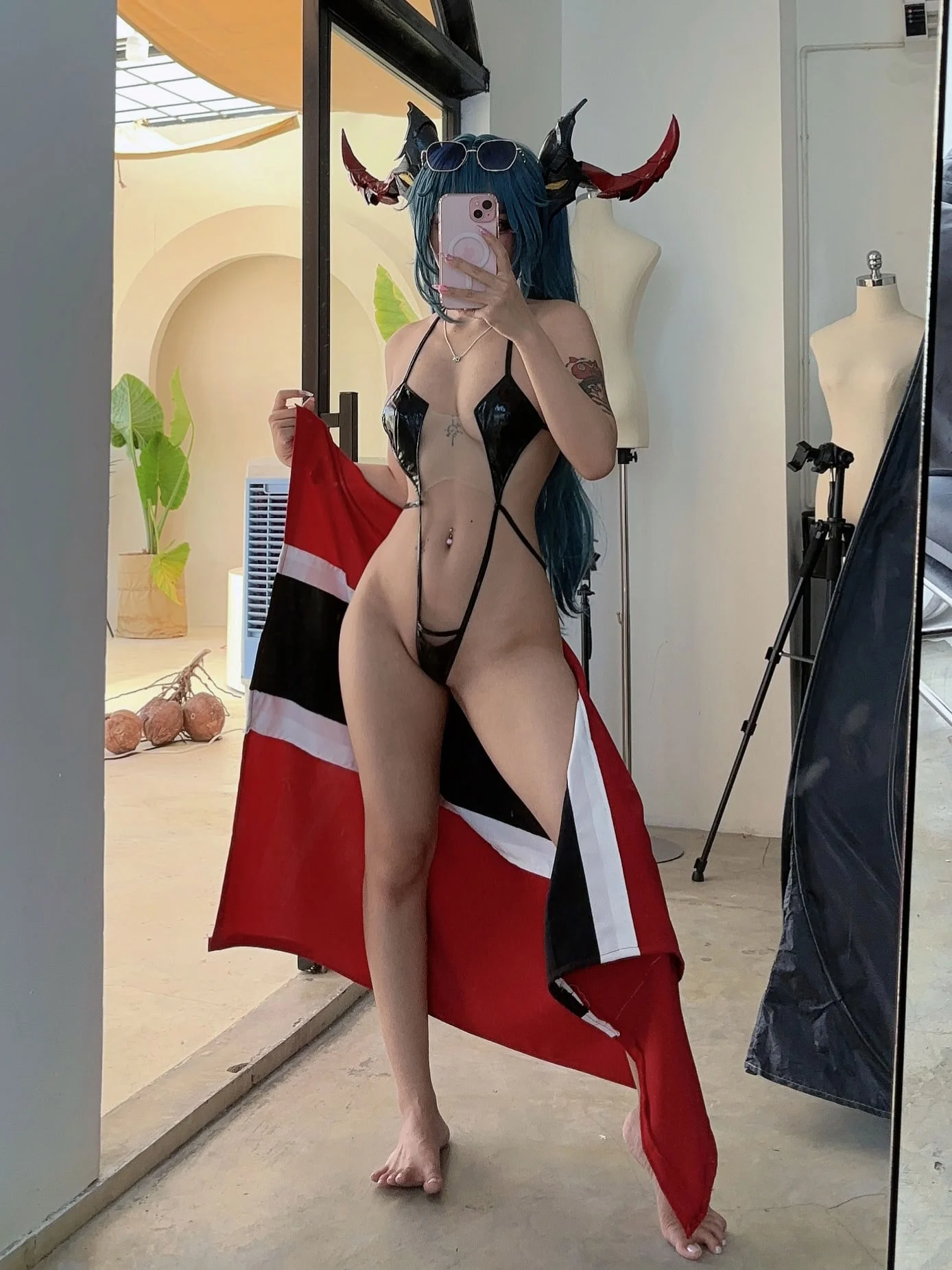 Đọc truyện hentai Tuyển tập Albums siêu phẩm Cosplay - Chap 1184 - Umeko J - Regensburg