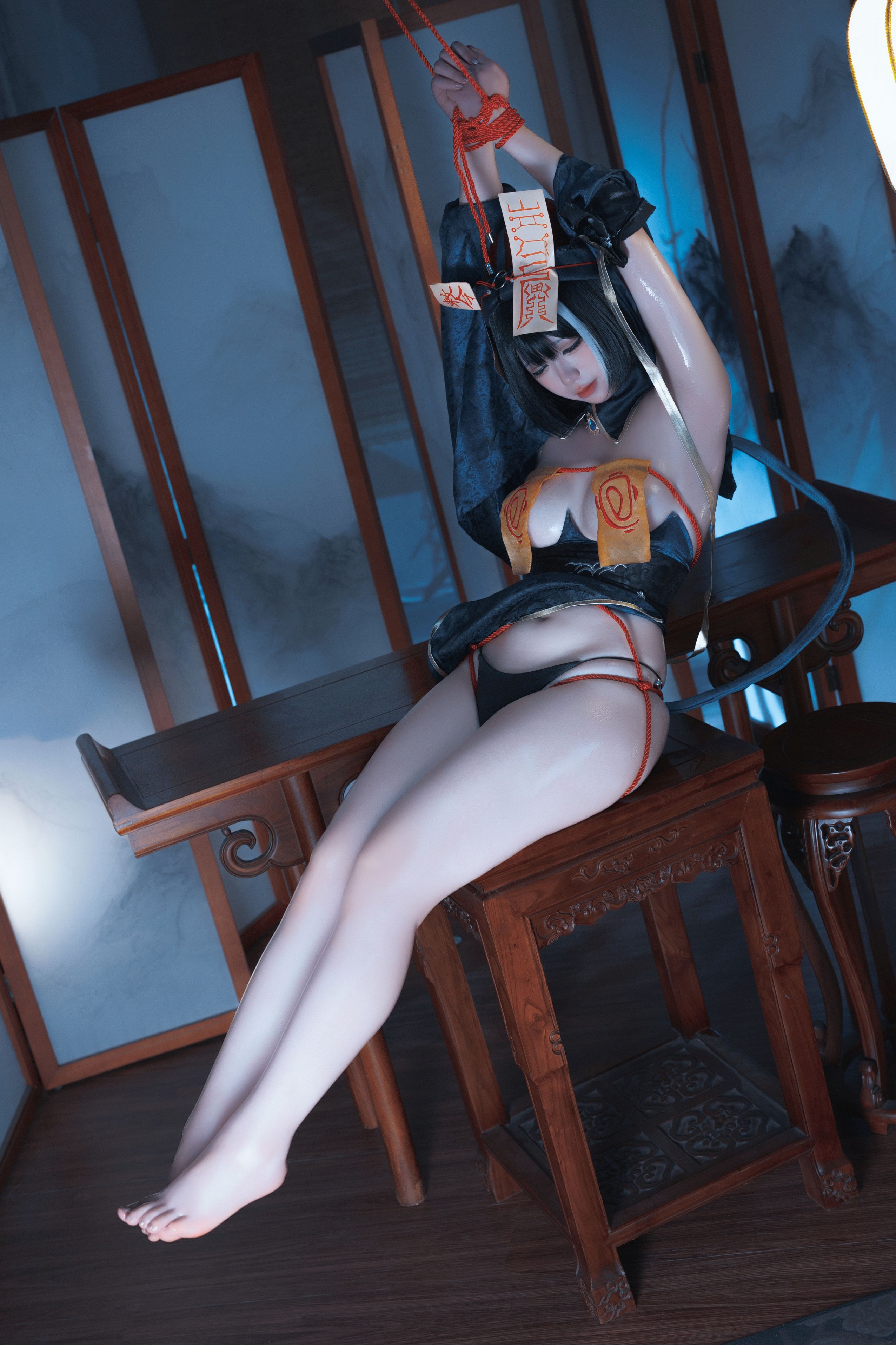 Đọc truyện hentai Tuyển tập Albums siêu phẩm Cosplay - Chap 560 - Yingluojiang w Azur Lane Huajia Zombie