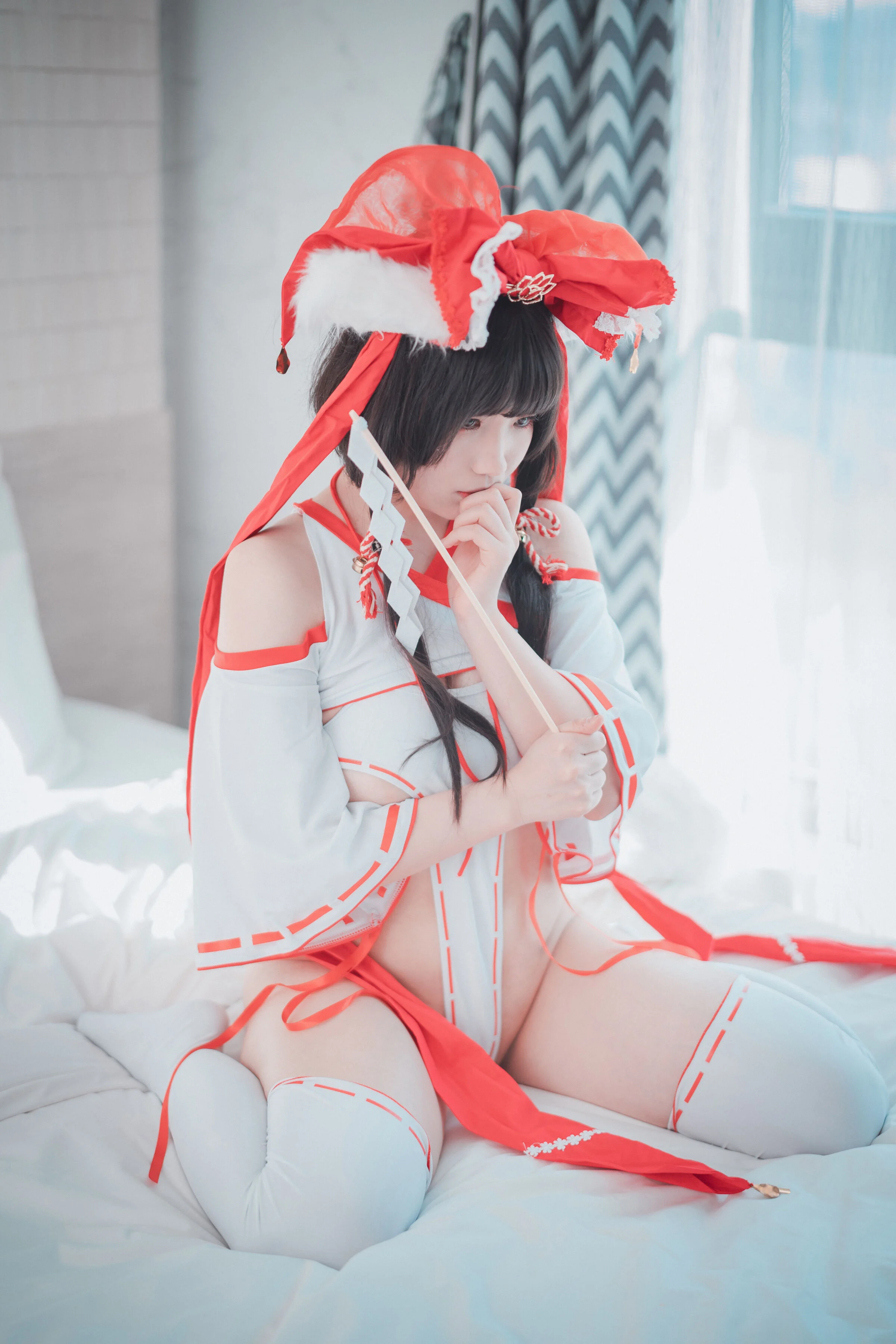 Đọc truyện hentai Tuyển tập Albums siêu phẩm Cosplay - Chap 612 - Mimmi - Reimu Hakurei