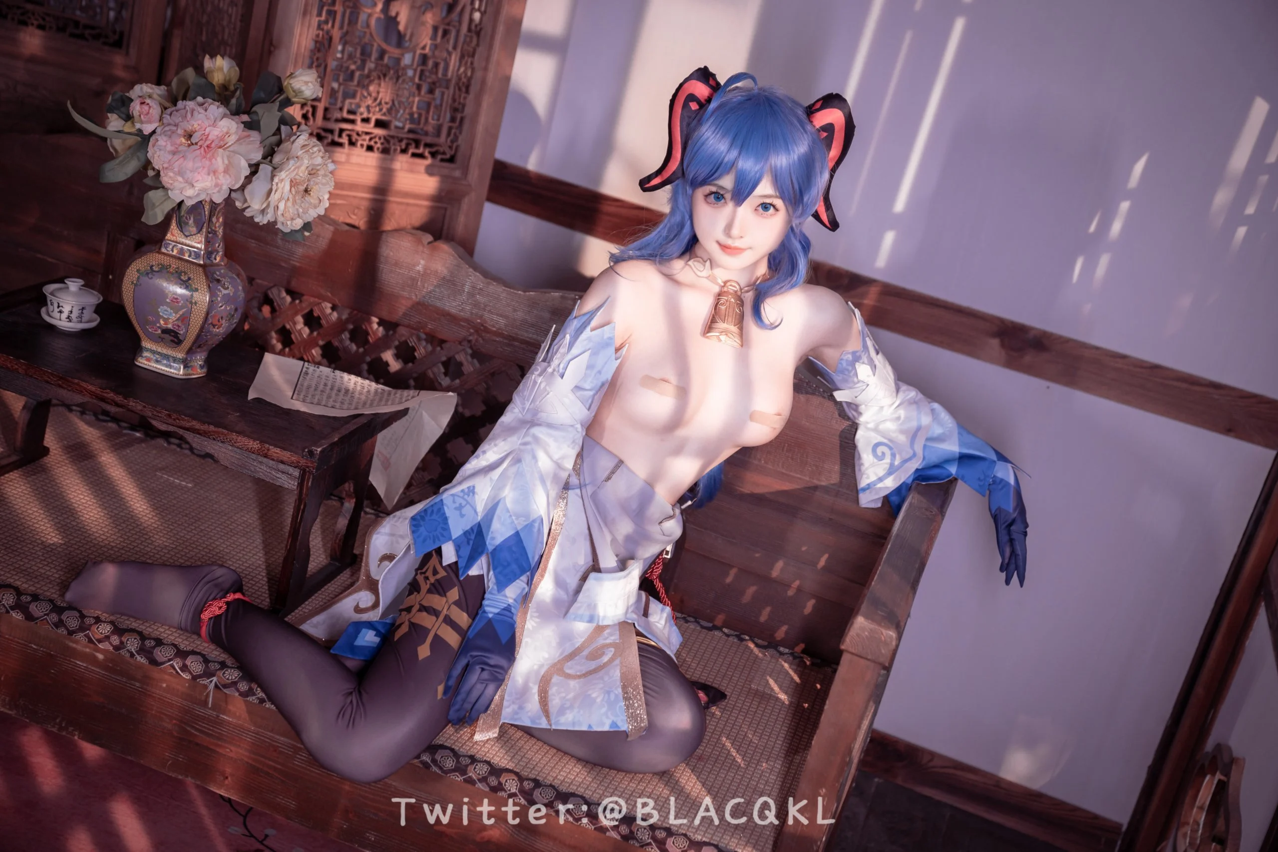 Đọc truyện hentai Tuyển tập Albums siêu phẩm Cosplay - Chap 597 - [Bai Li loves chocolate] Gan Yu