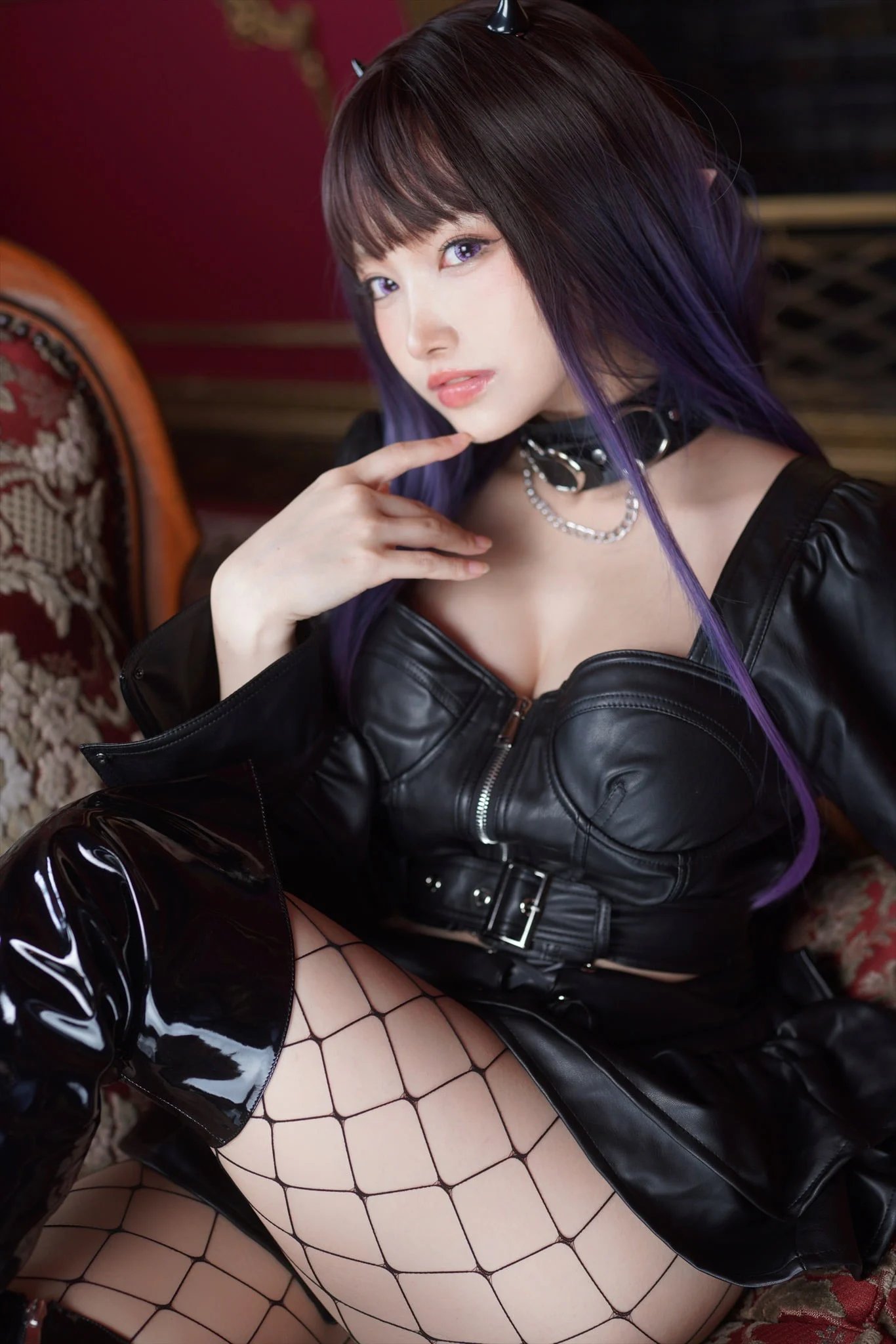 Đọc truyện hentai Tuyển tập Albums siêu phẩm Cosplay - Chap 669 - Vicious eys - Thistle