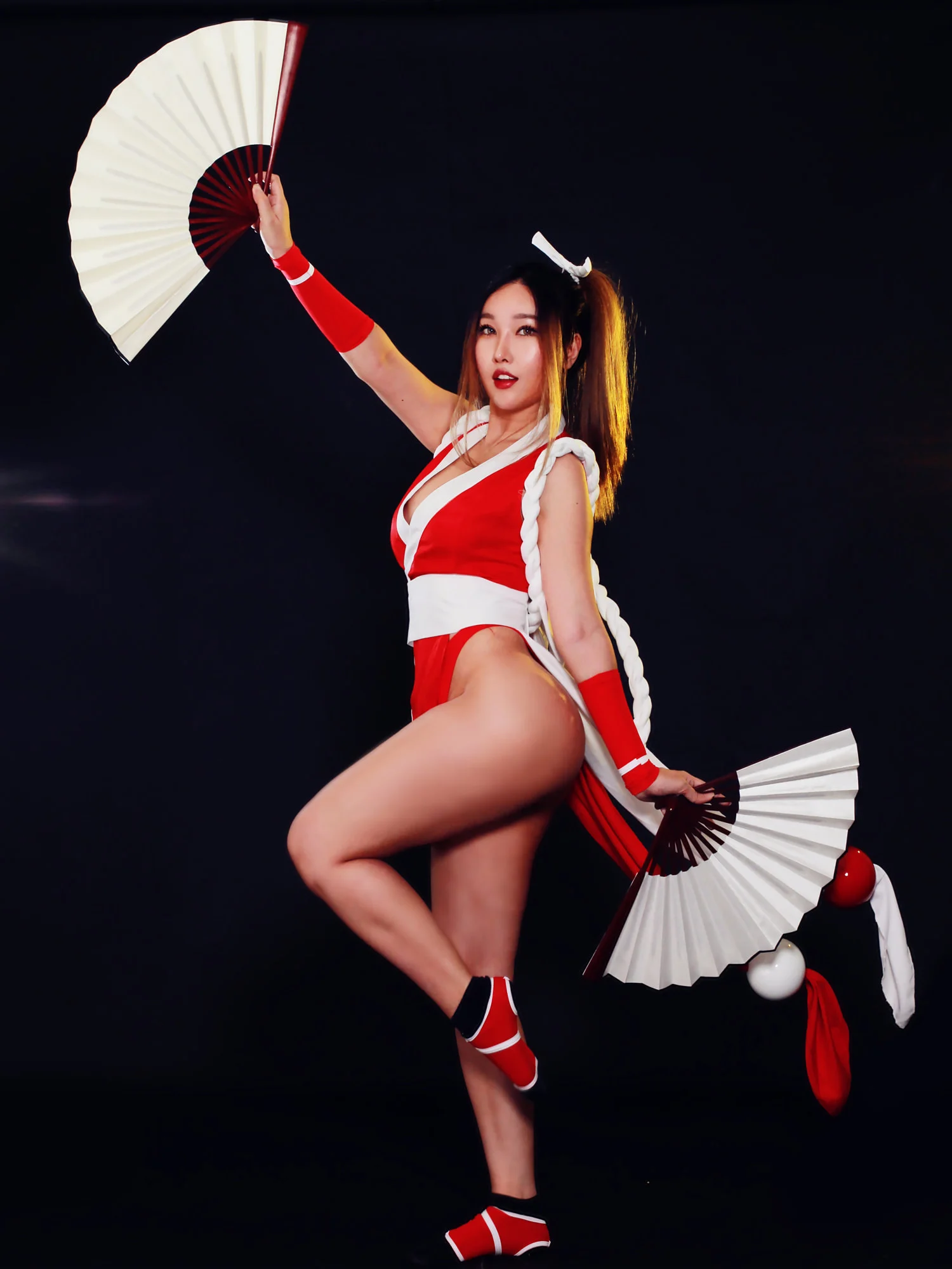 Đọc truyện hentai Tuyển tập Albums siêu phẩm Cosplay - Chap 563 - Rinnie Riot - Mai Shiranui