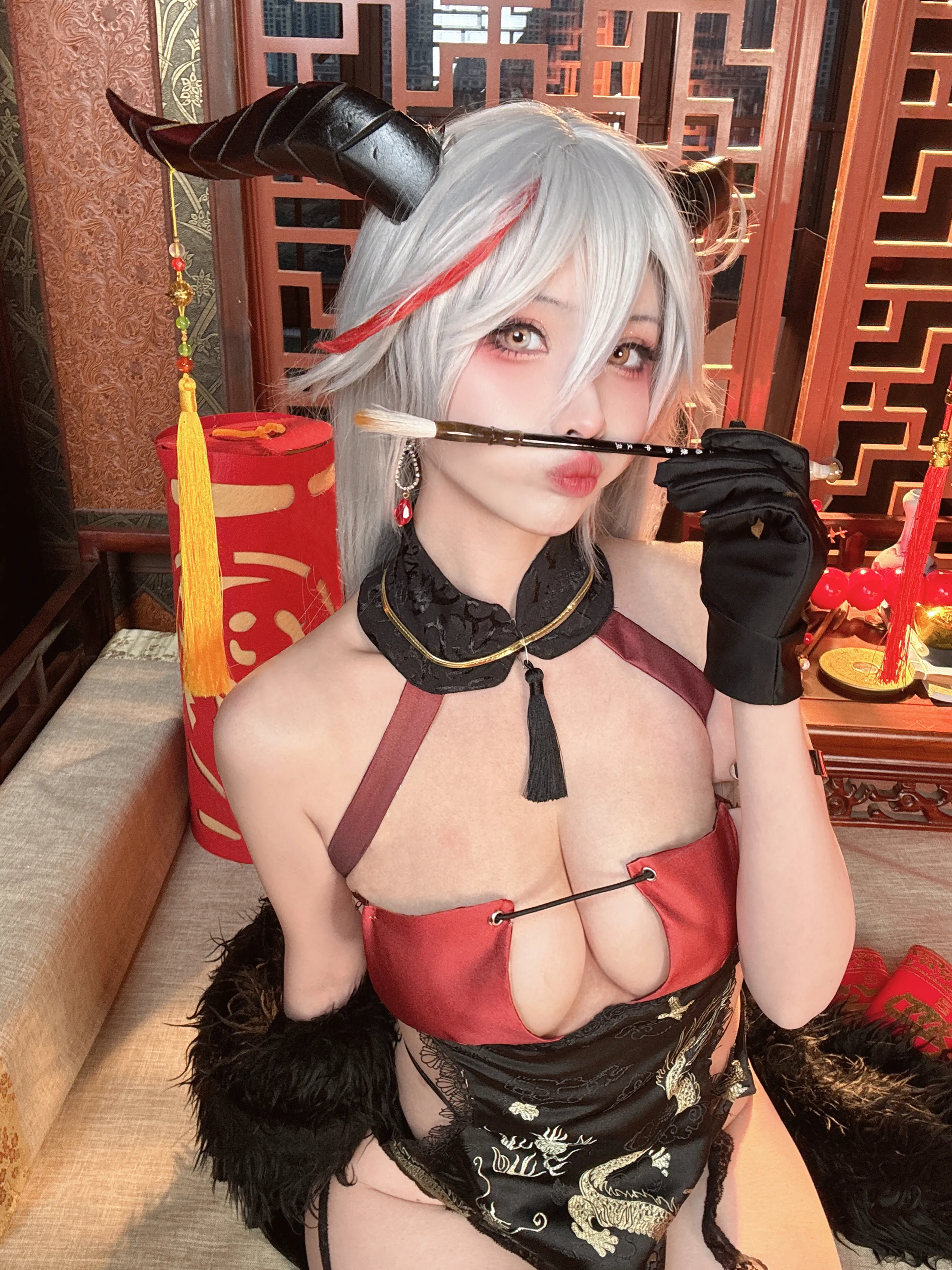 Đọc truyện hentai Tuyển tập Albums siêu phẩm Cosplay - Chap 949 - Rioko Ryo Ryoko – Dragon Year Dragon Tu Egil