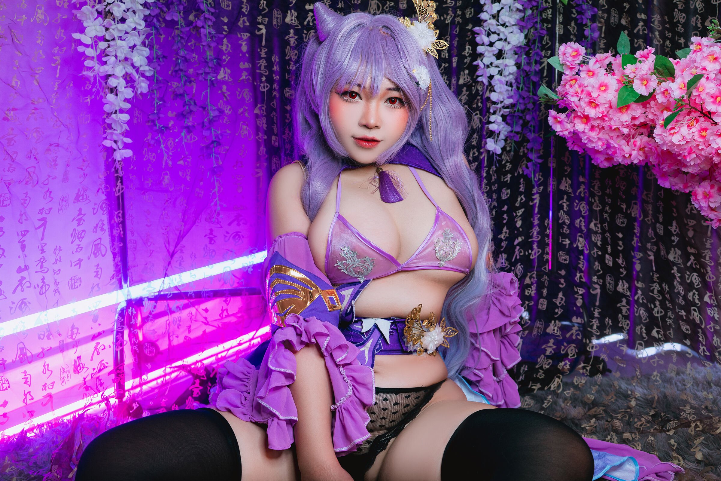 Đọc truyện hentai Tuyển tập Albums siêu phẩm Cosplay - Chap 375 - Yurihime - Keqing