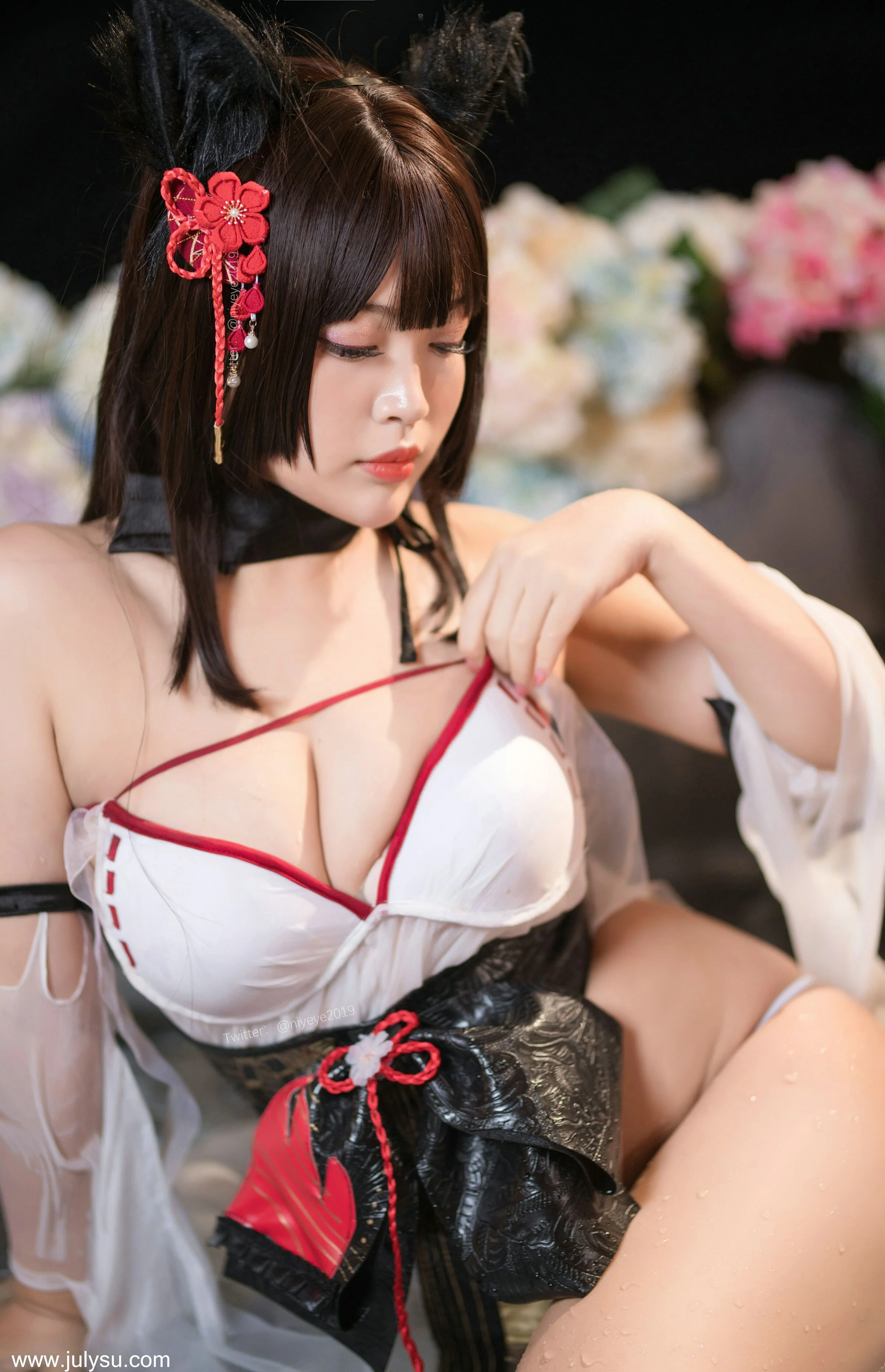 Đọc truyện hentai Tuyển tập Albums siêu phẩm Cosplay - Chap 613 - Bai Yeye - Azur Lane - Amagi