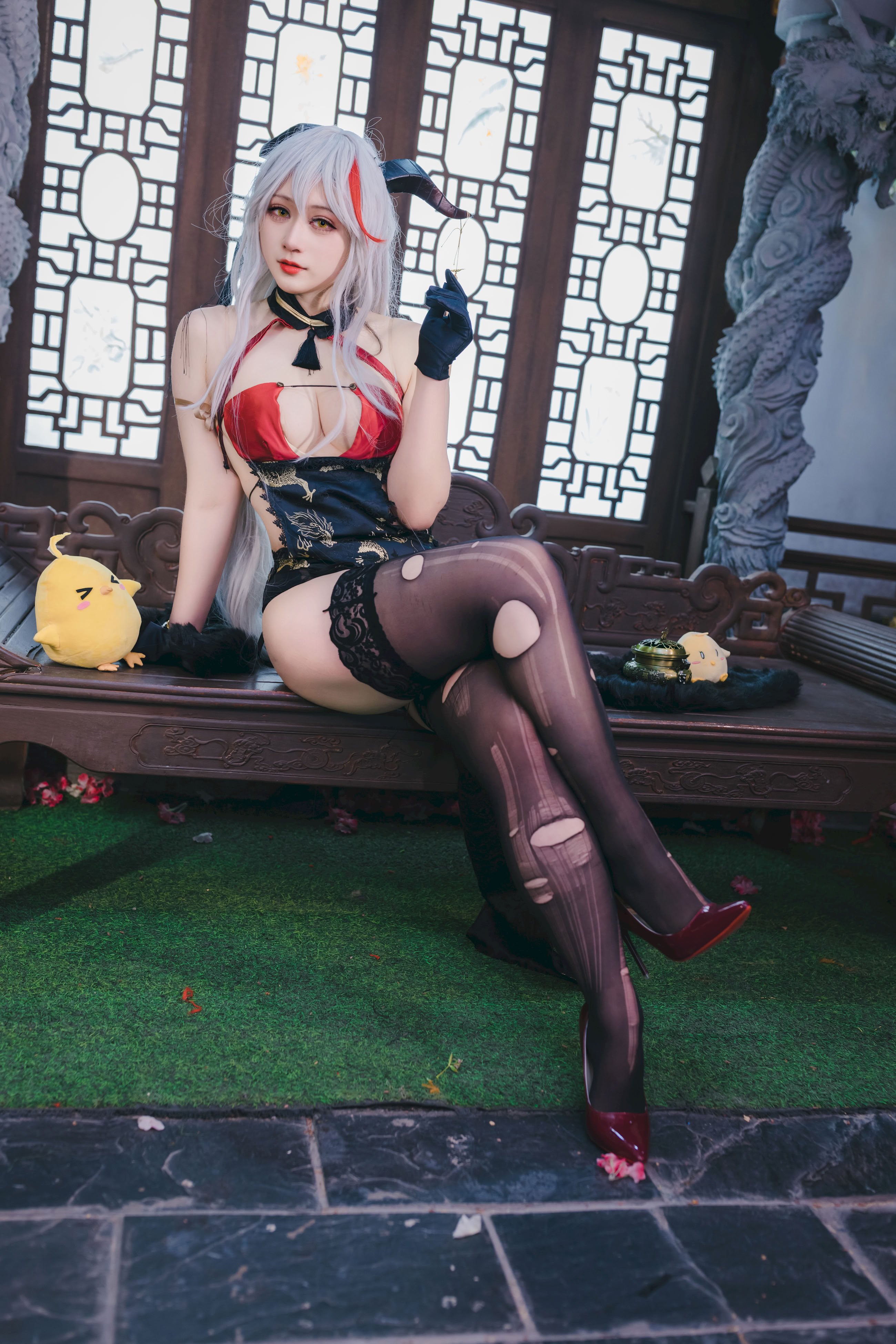 Đọc truyện hentai Tuyển tập Albums siêu phẩm Cosplay - Chap 1226 - Zyra Autumn-Azur Lane-Egil