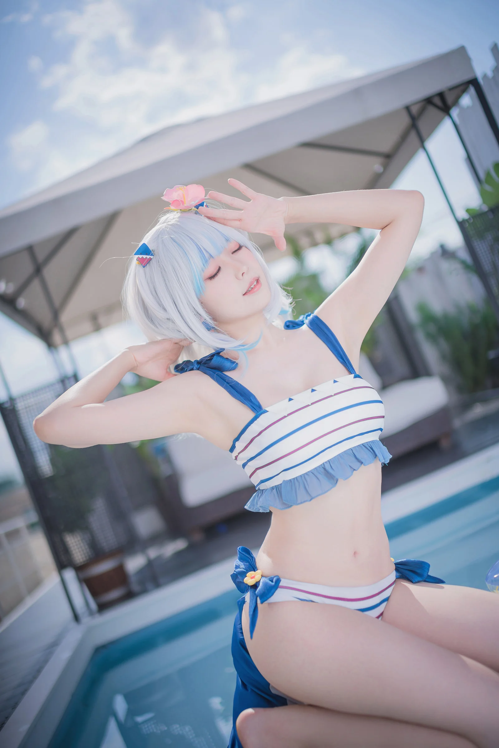 Đọc truyện hentai Tuyển tập Albums siêu phẩm Cosplay - Chap 518 - Ely - Gura Swimsuit