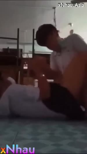 Clip sex học sinh - Hai em học sinh địt nhau trong lớp (Clip sex học sinh - Hai em học sinh địt nhau trong lớp) [26]