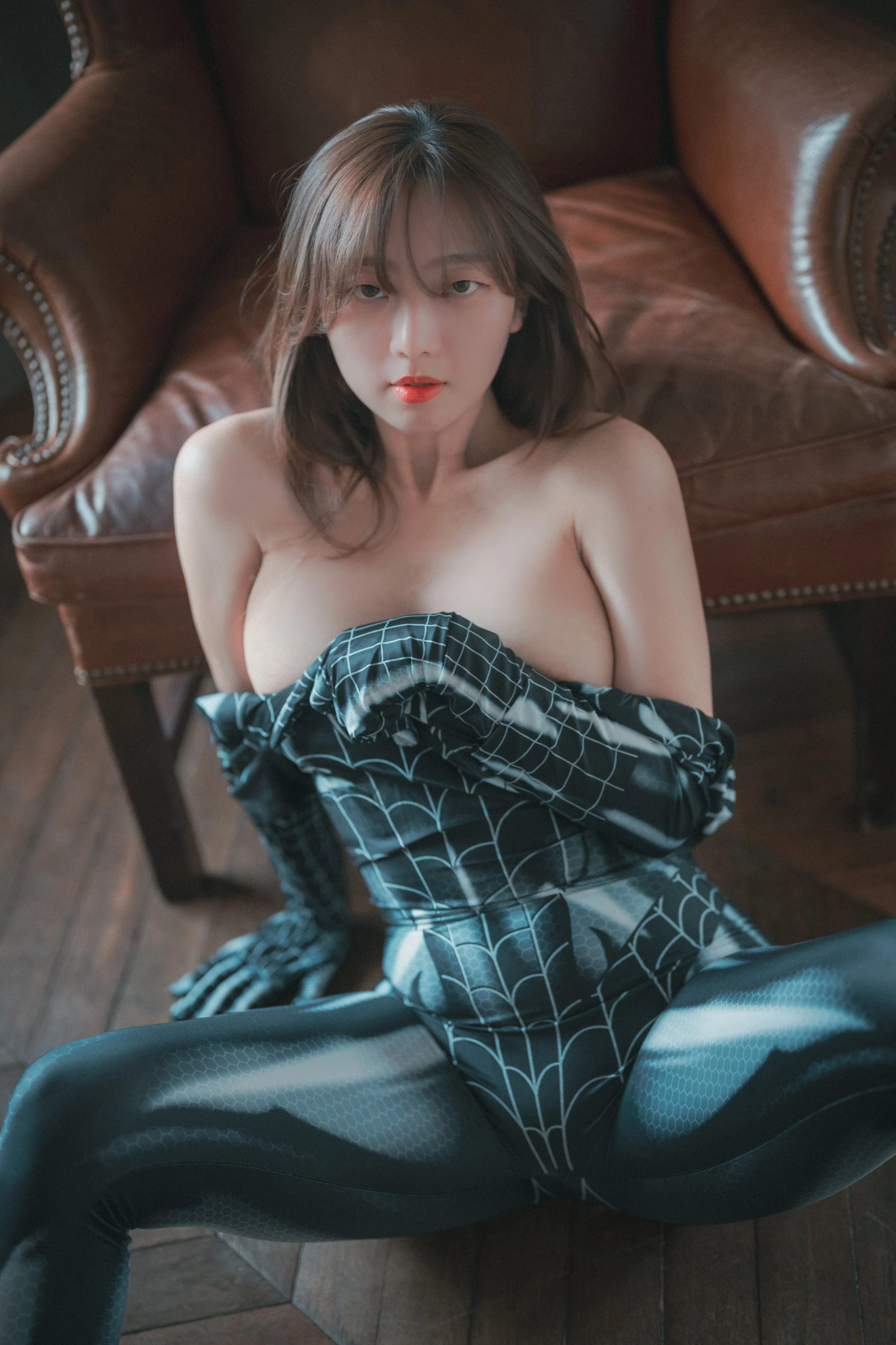 Đọc truyện hentai Tuyển tập Albums siêu phẩm Cosplay - Chap 607 - [DJAWA] Koby - The Curvy Spider Girl
