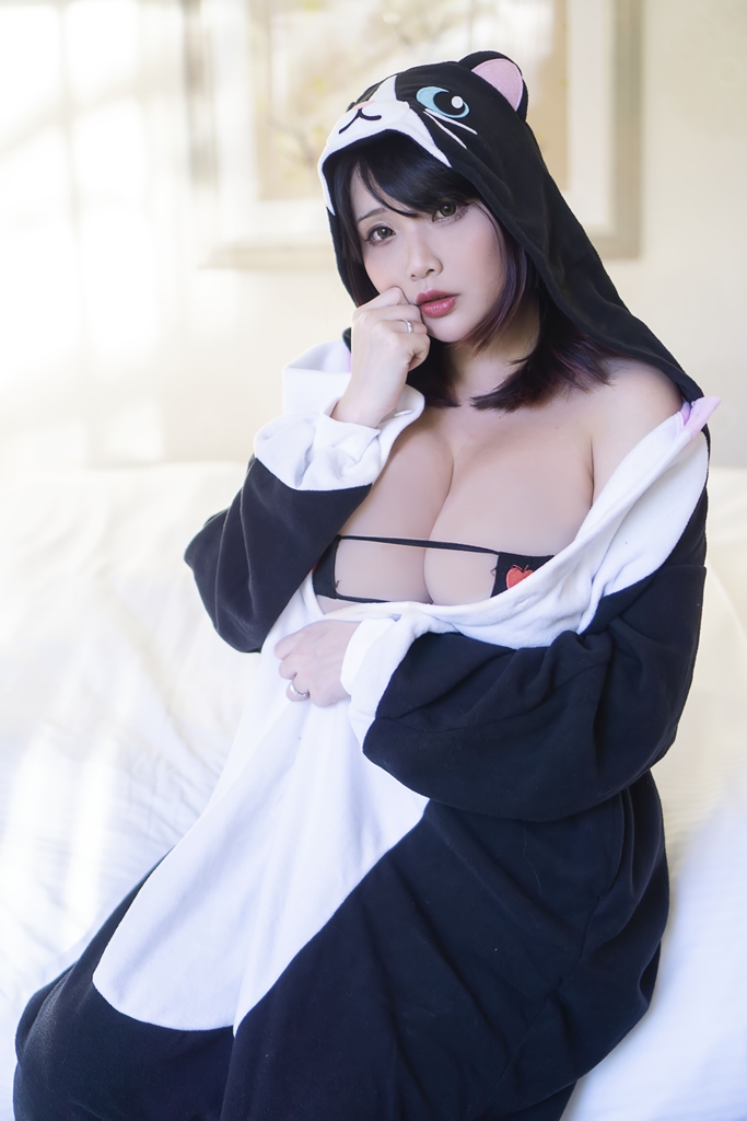 Đọc truyện hentai Tuyển tập Albums siêu phẩm Cosplay - Chap 397 - Hana Bunny – Kigu Imouto
