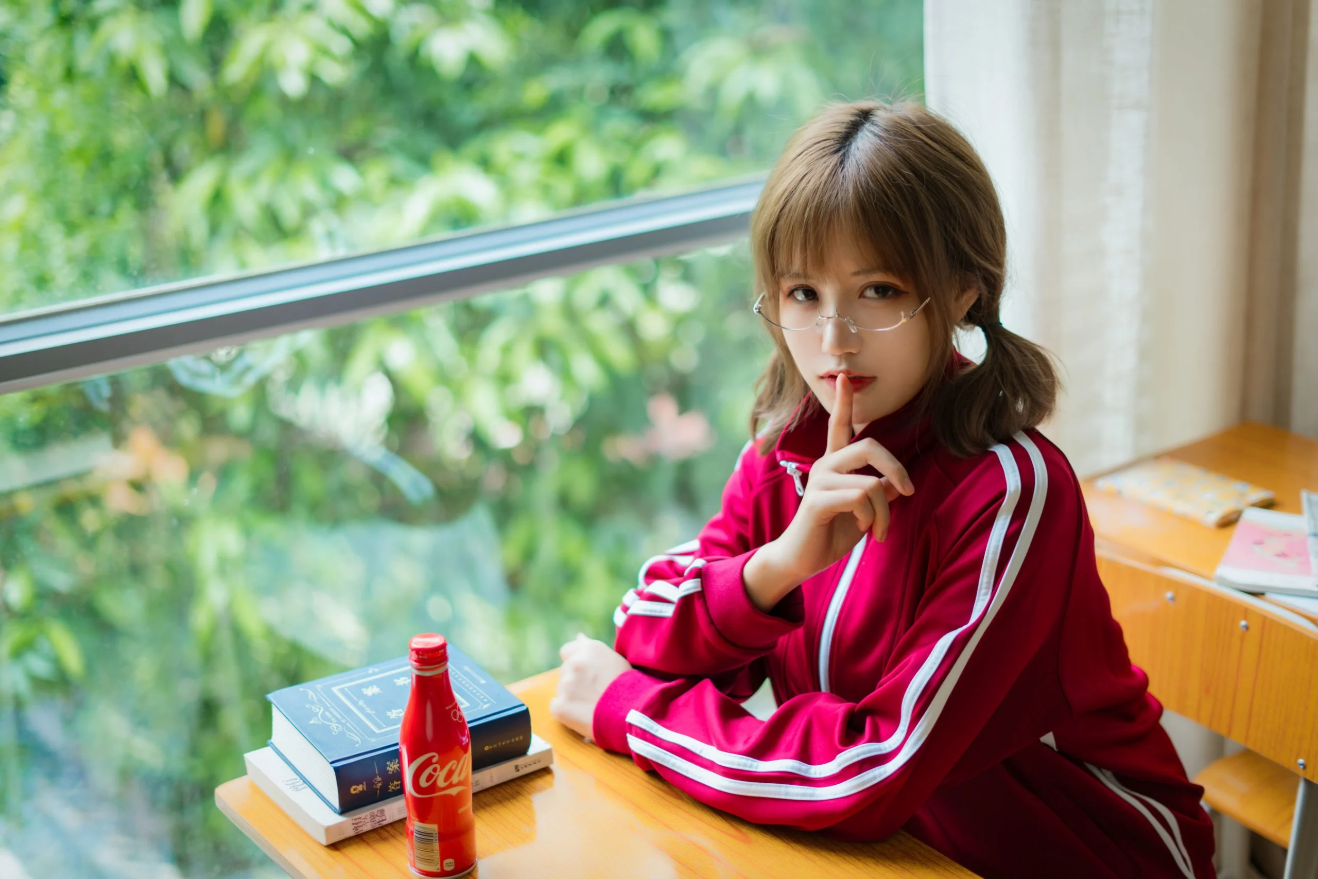 Đọc truyện hentai Tuyển tập Albums siêu phẩm Cosplay - Chap 734 - [Chiyoko Ogura] Red gymnastics suit