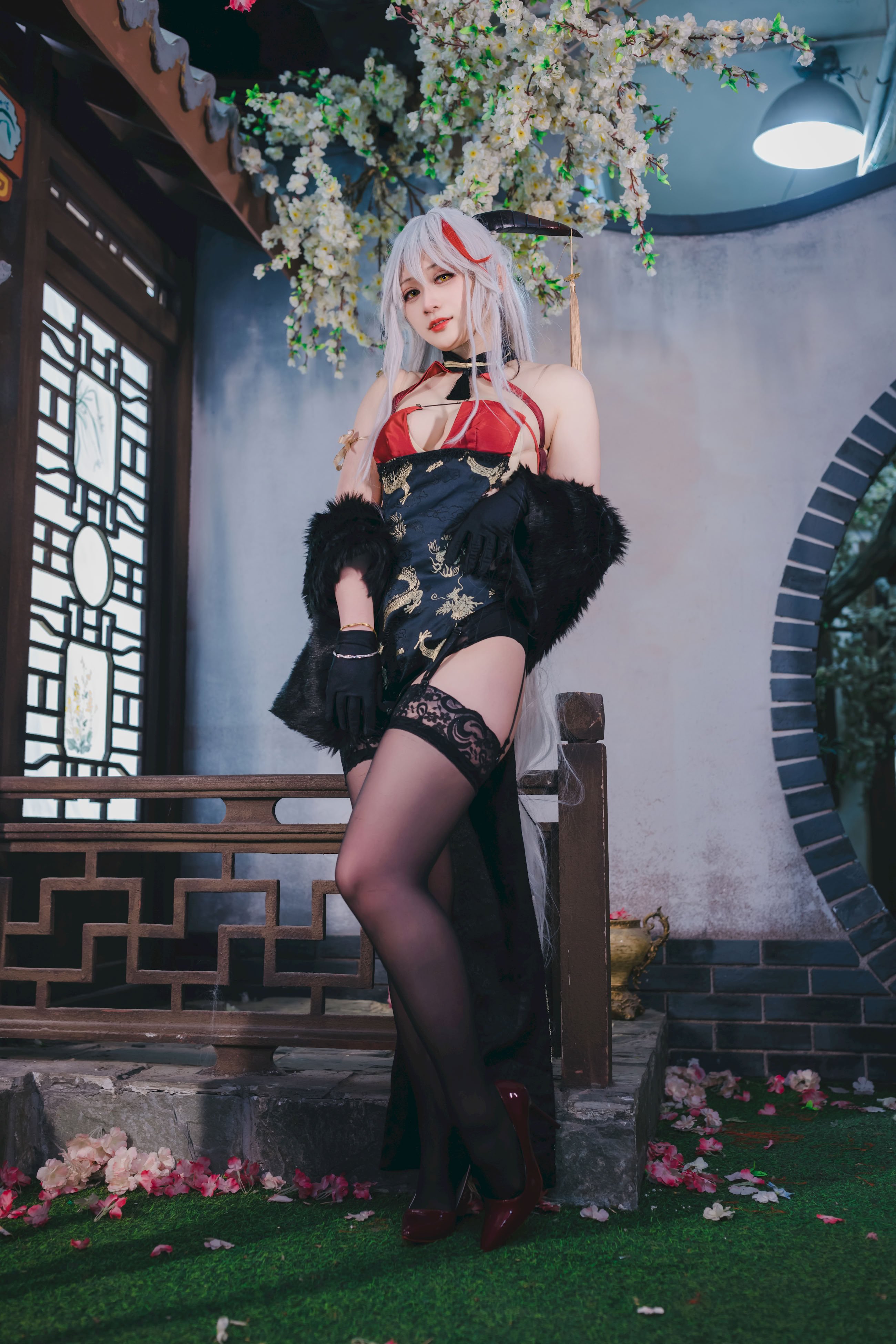 Đọc truyện hentai Tuyển tập Albums siêu phẩm Cosplay - Chap 1226 - Zyra Autumn-Azur Lane-Egil