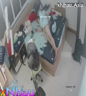 (Hack Cam) Em Gái Không Mặc Gì Nằm Bấm Điện Thoại Vừa Thủ Dâm ((Hack Cam) Em Gái Không Mặc Gì Nằm Bấm Điện Thoại Vừa Thủ Dâm) []