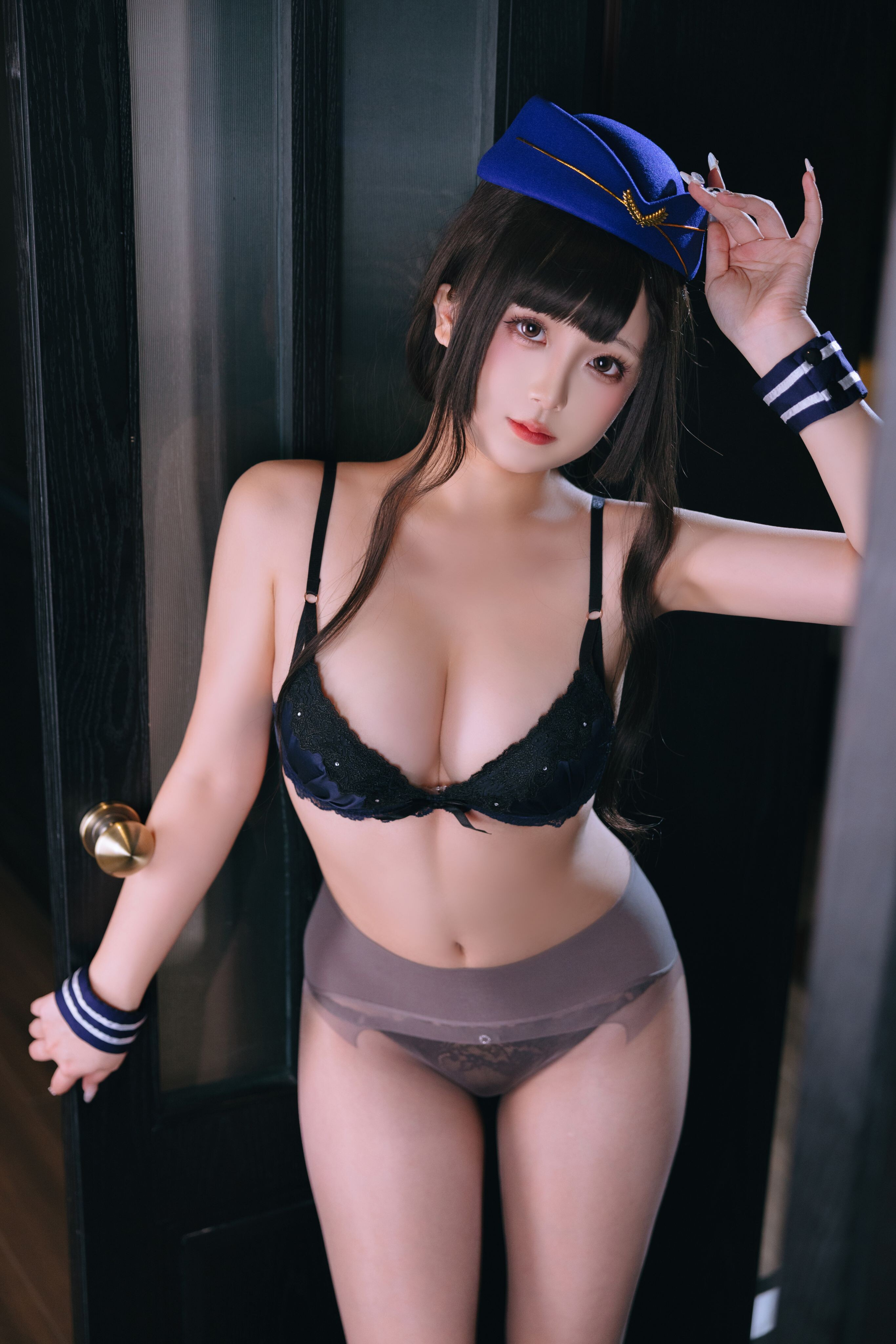Đọc truyện hentai Tuyển tập Albums siêu phẩm Cosplay - Chap 997 - Hinajiao - First Class Lounge
