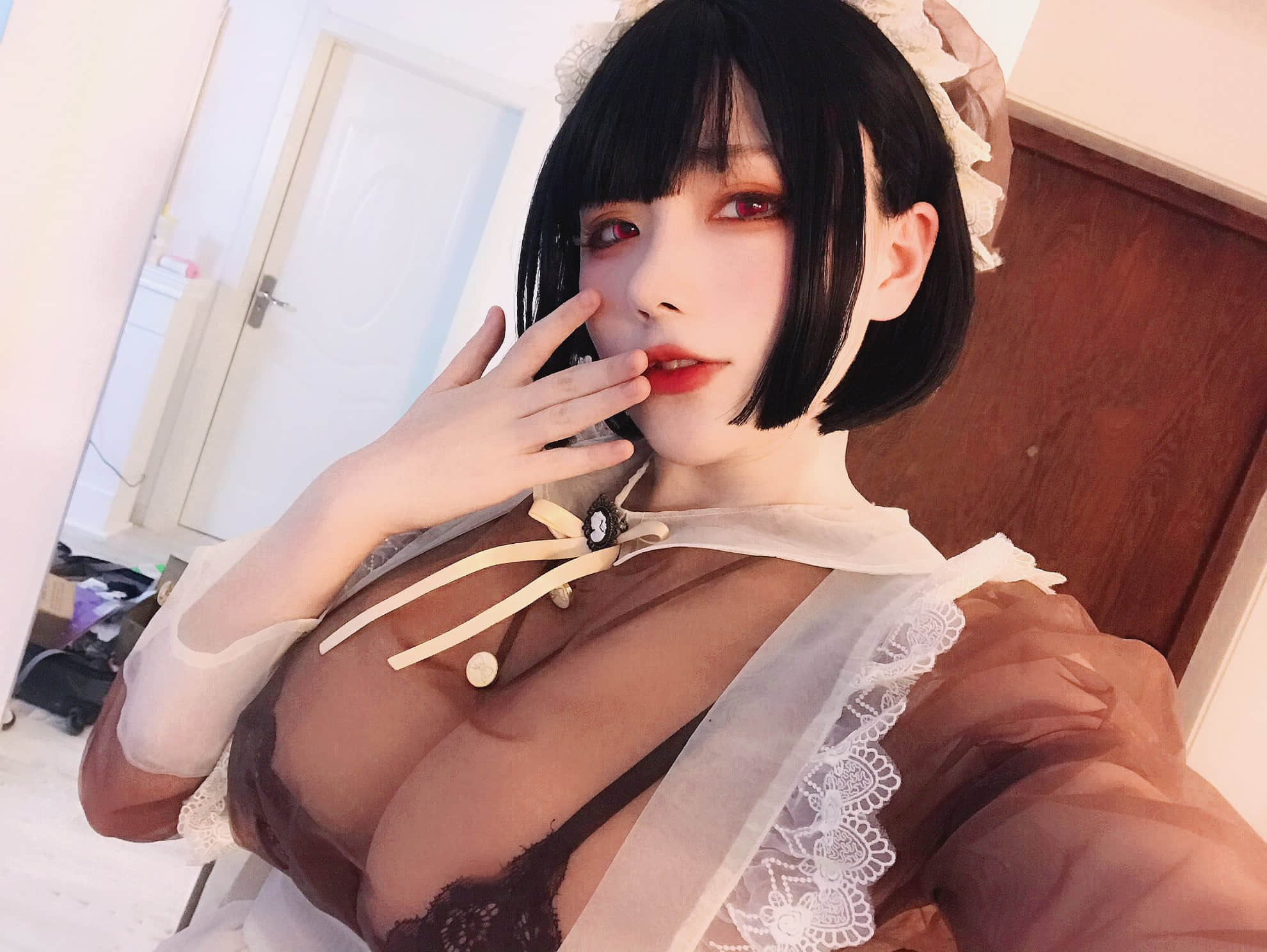 Đọc truyện hentai Tuyển tập Albums siêu phẩm Cosplay - Chap 846 - Cheese Wii - Brown Transparent Maid