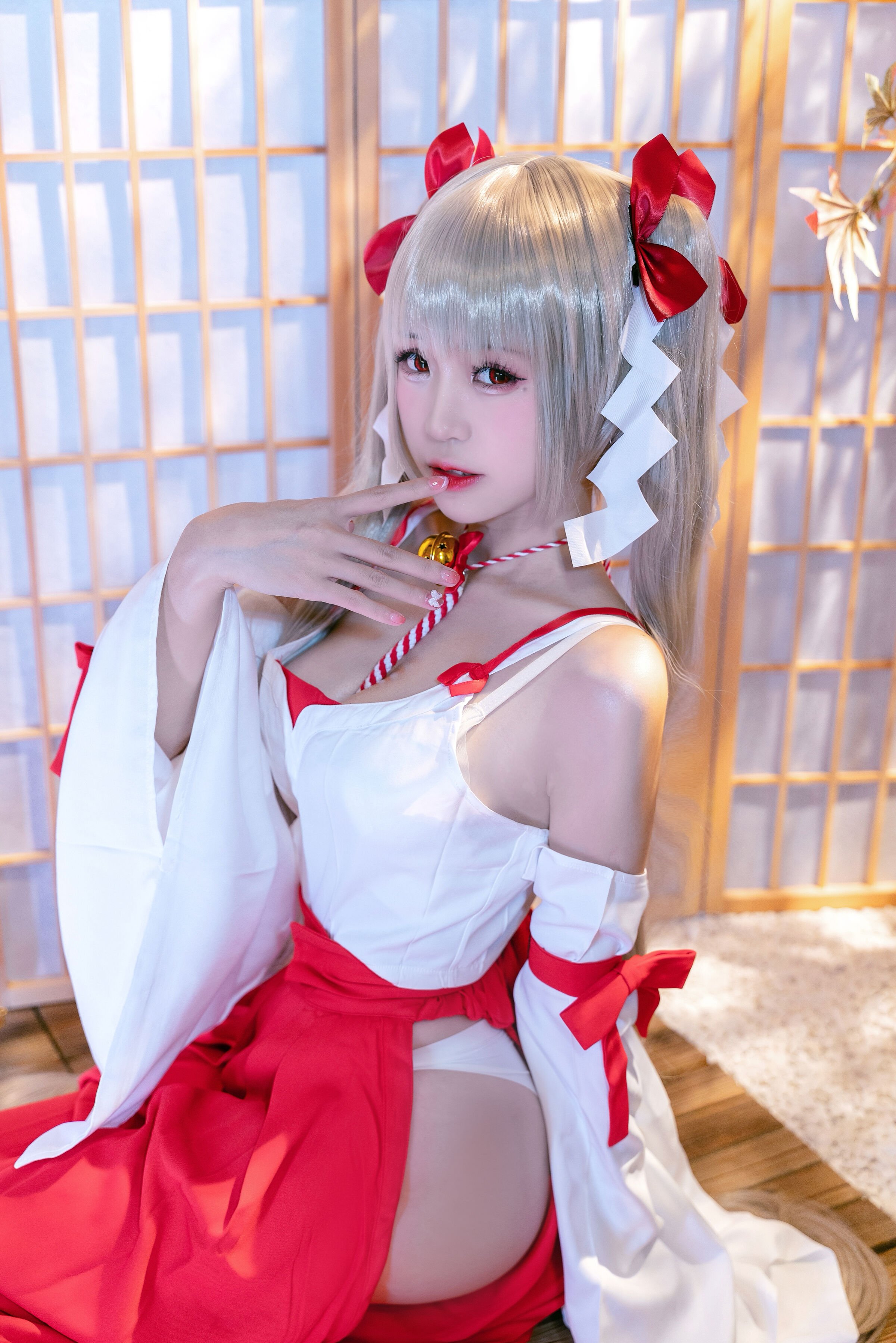 Đọc truyện hentai Tuyển tập Albums siêu phẩm Cosplay - Chap 594 - miko sauce - Awesome witch