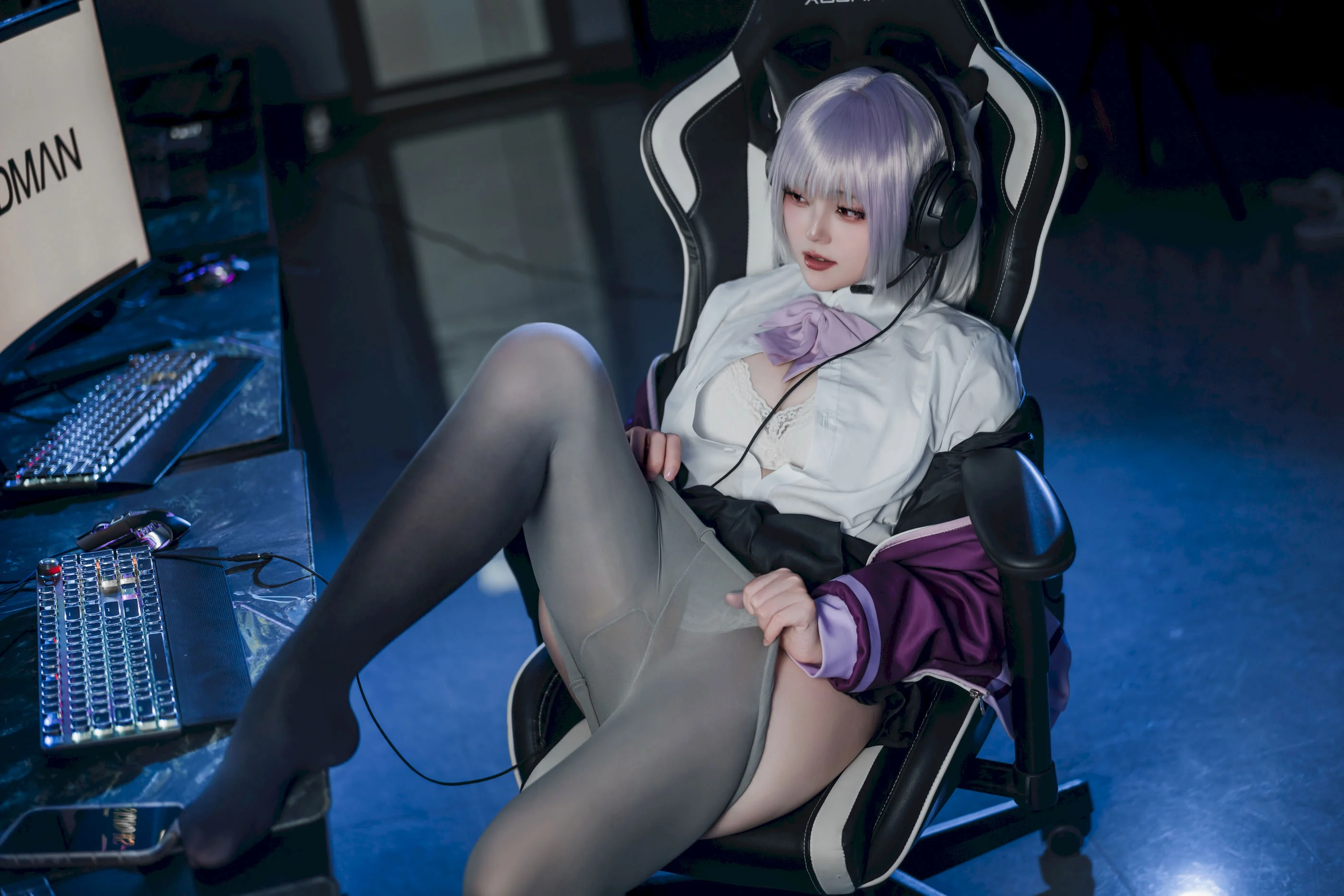 Đọc truyện hentai Tuyển tập Albums siêu phẩm Cosplay - Chap 1432 - Natsuko - GRIDMAN Akane Shinjo
