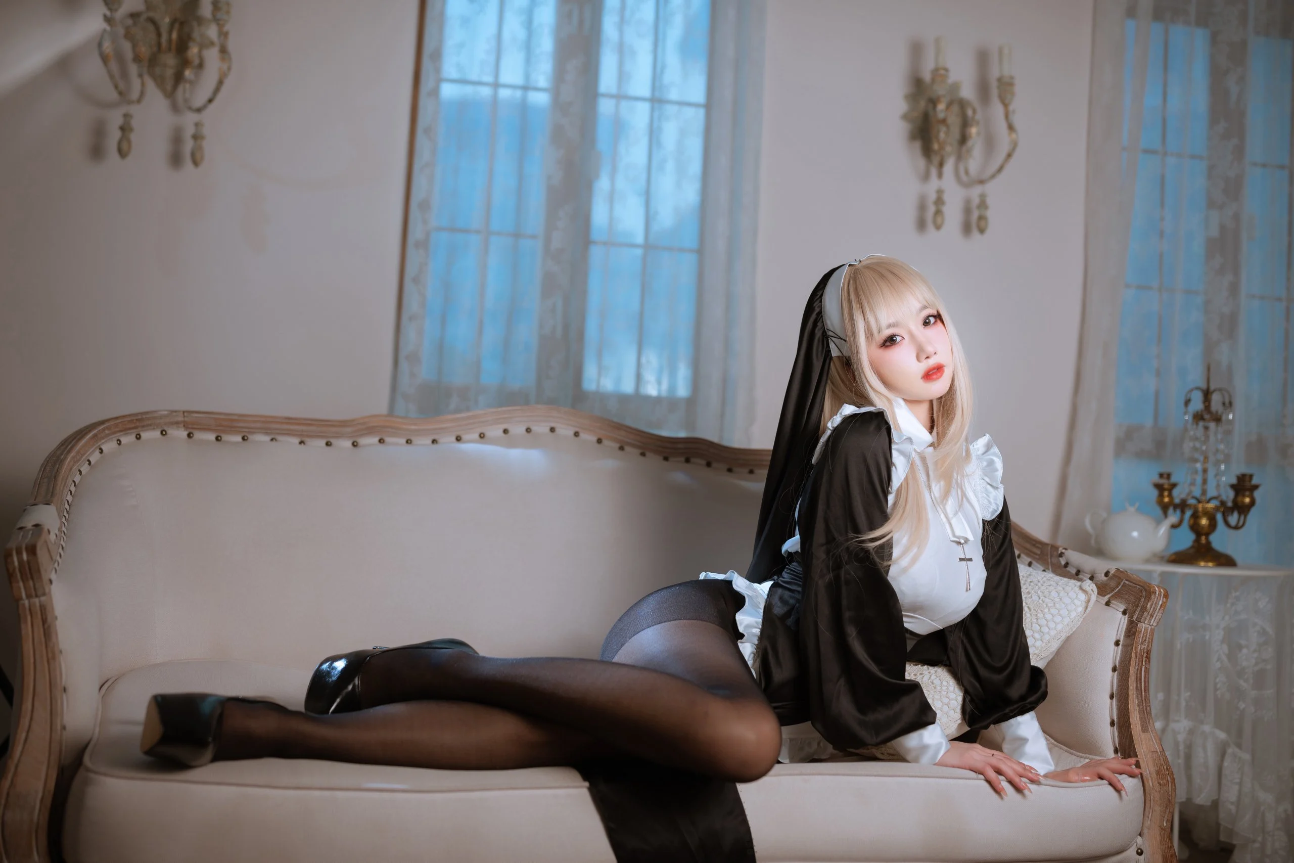 Đọc truyện hentai Tuyển tập Albums siêu phẩm Cosplay - Chap 742 - Is Guichu Yao here? - Nun
