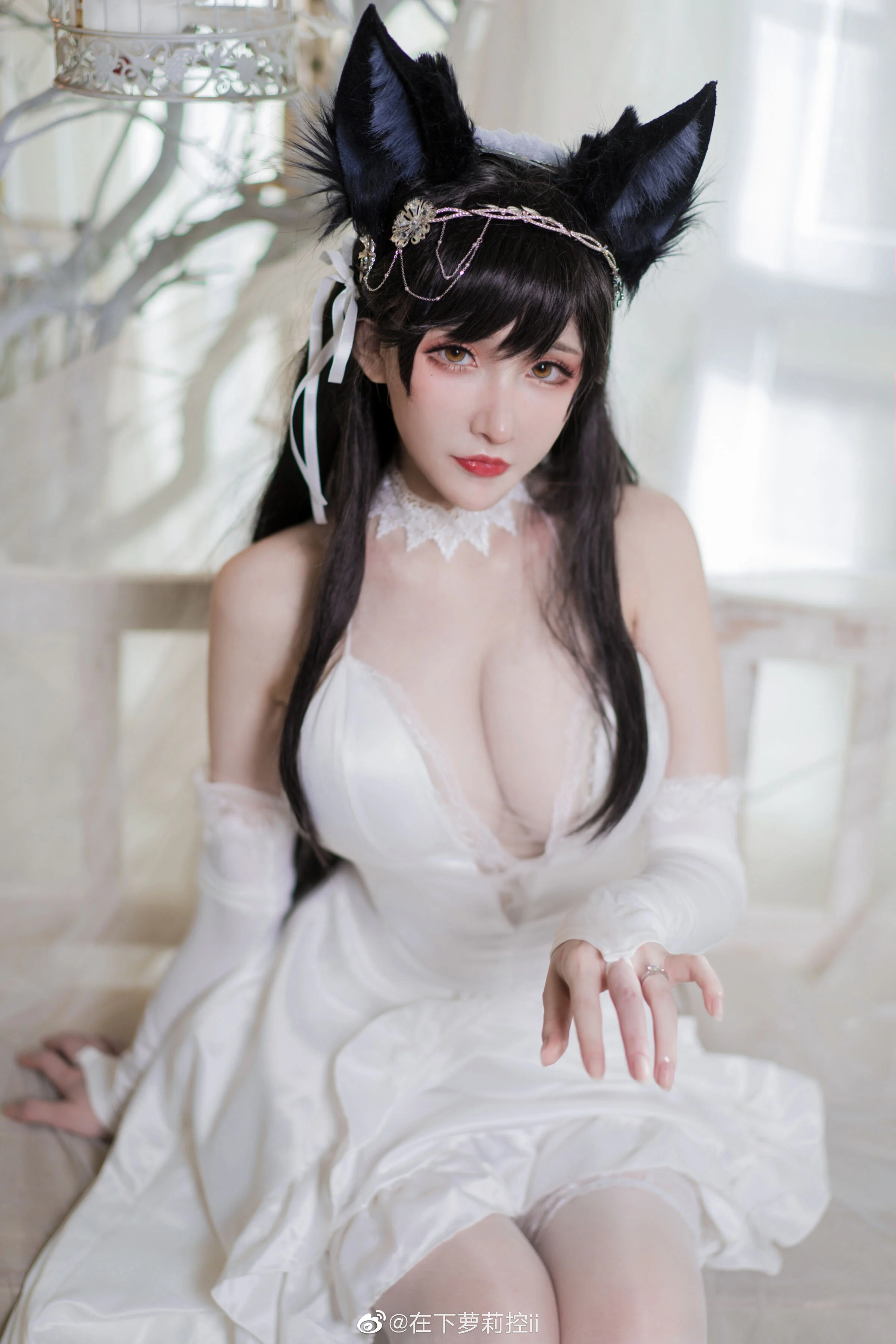 Đọc truyện hentai Tuyển tập Albums siêu phẩm Cosplay - Chap 498 - Egil + Prince Eugen + Louis IX + Atago (Azur Lane)