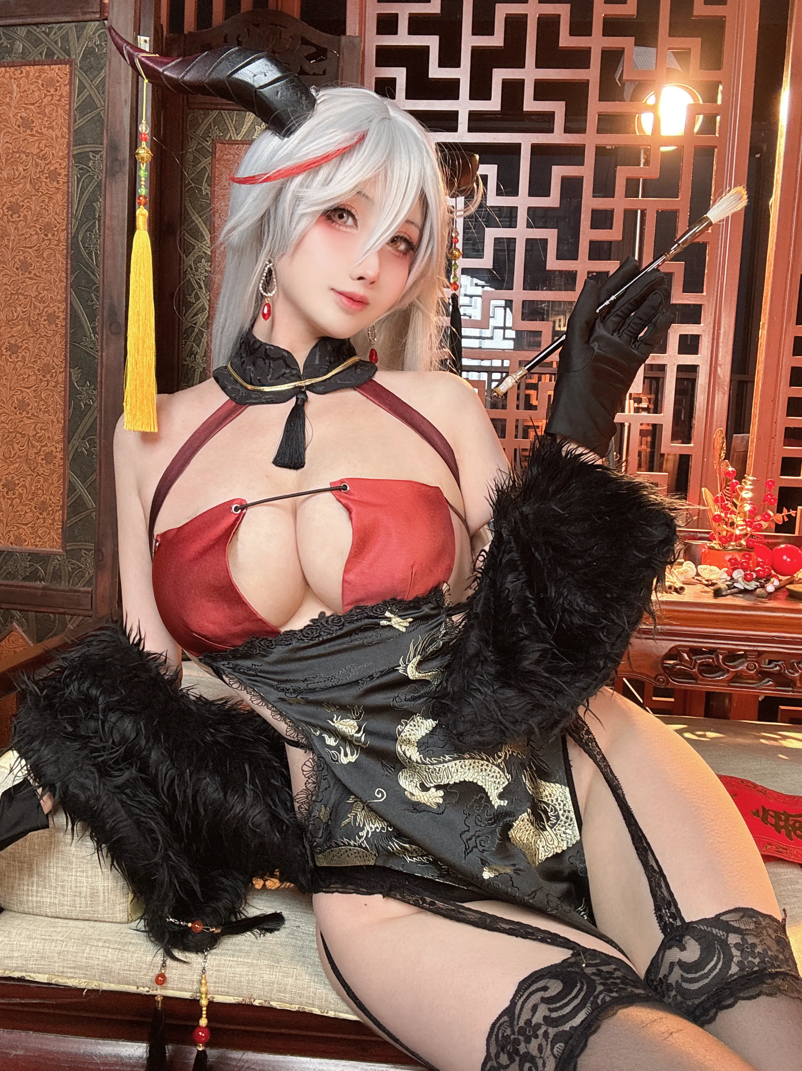 Đọc truyện hentai Tuyển tập Albums siêu phẩm Cosplay - Chap 949 - Rioko Ryo Ryoko – Dragon Year Dragon Tu Egil