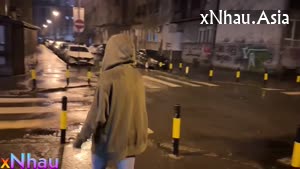 gạ e gái mới quen vú to lồn mup kéo về nhà đụ xuất vào miệng (gạ e gái mới quen vú to lồn mup kéo về nhà đụ xuất vào miệng) [26]