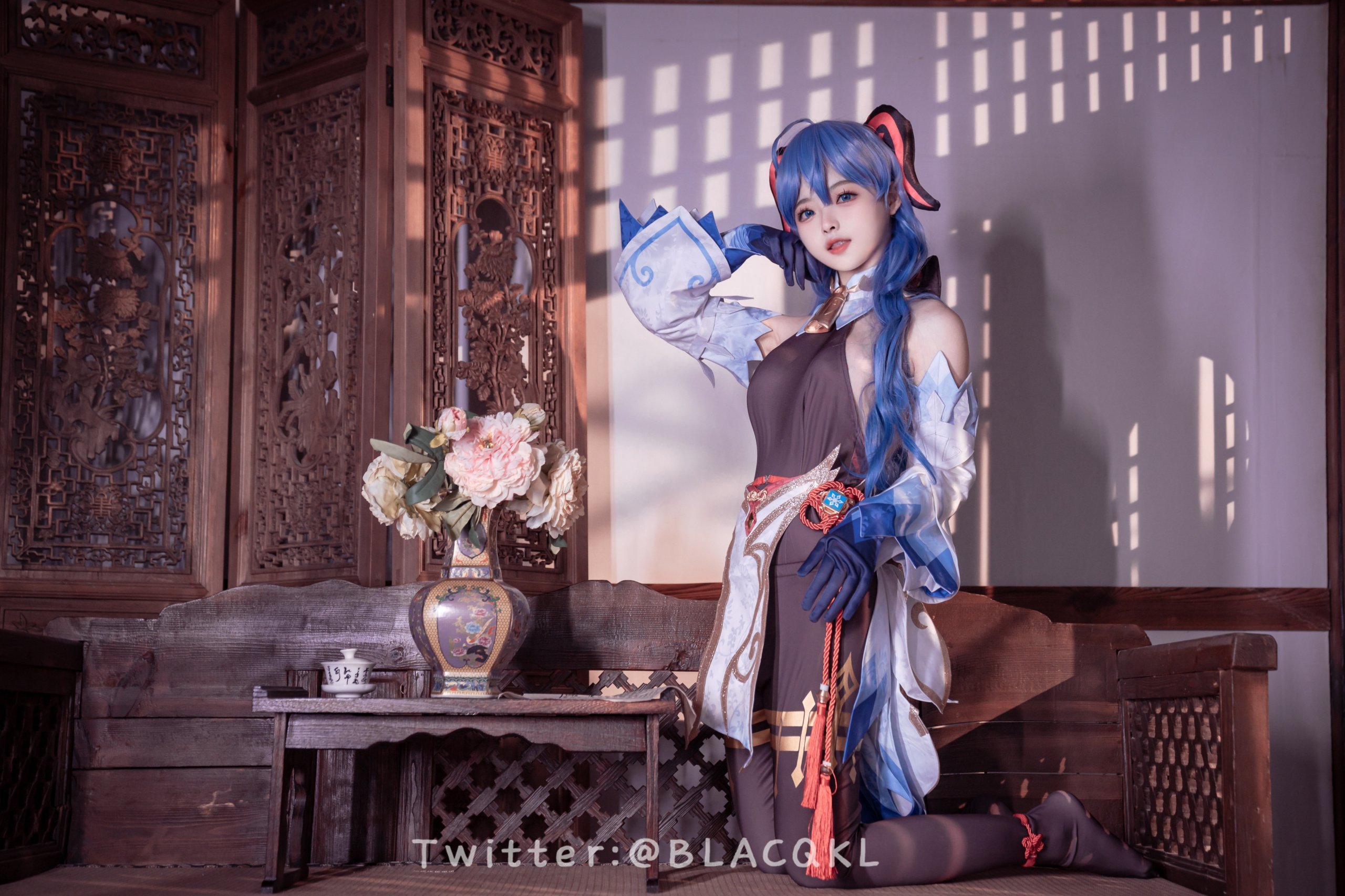 Đọc truyện hentai Tuyển tập Albums siêu phẩm Cosplay - Chap 597 - [Bai Li loves chocolate] Gan Yu