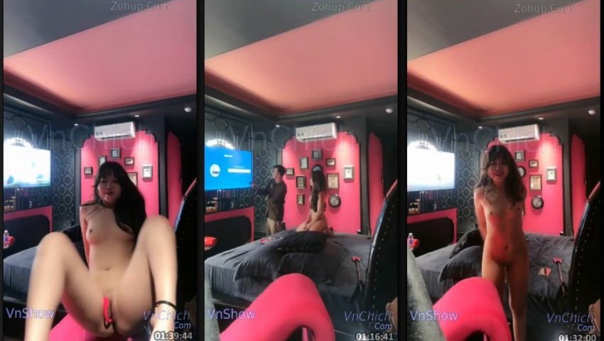 ⁣Em Suchibi QQLive nứng lồn livestream gạ chịch lễ tân nhân luôn nè ~ Sex VnShow