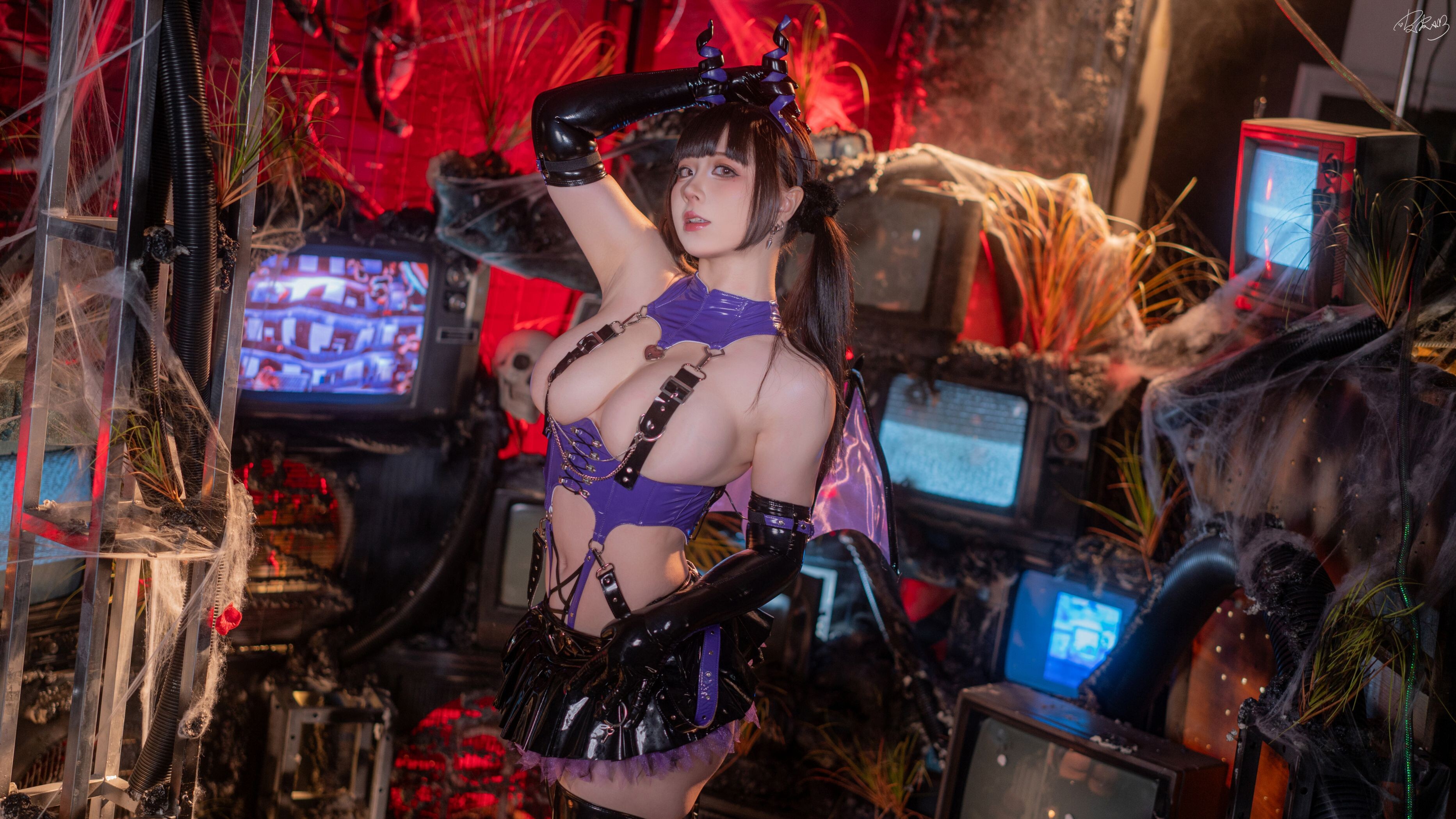 Đọc truyện hentai Tuyển tập Albums siêu phẩm Cosplay - Chap 1039 - Pipi Nai - Cyber ​​Succubus