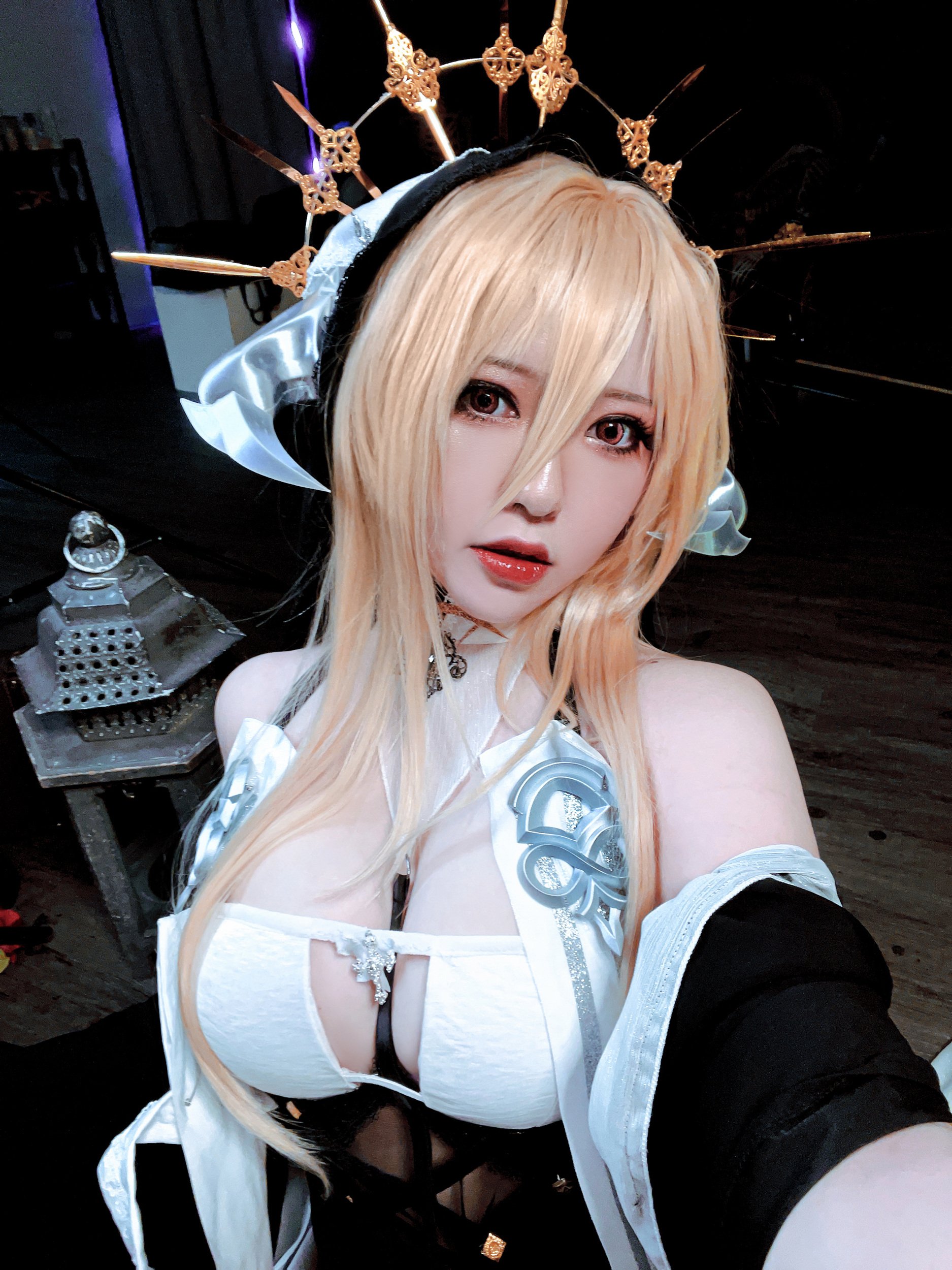 Đọc truyện hentai Tuyển tập Albums siêu phẩm Cosplay - Chap 287 - Half-Half-Child Implacable Nun