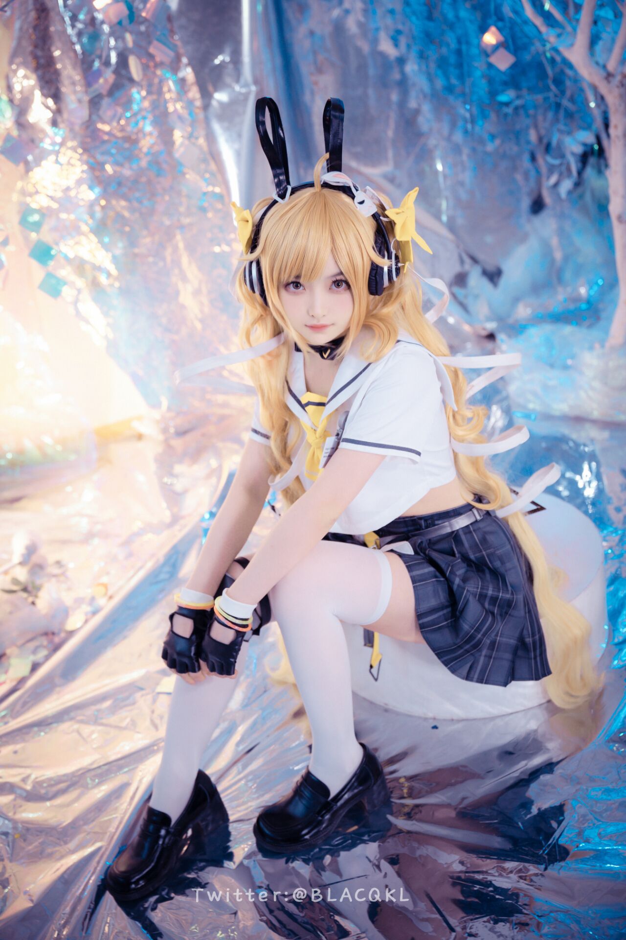 Đọc truyện hentai Tuyển tập Albums siêu phẩm Cosplay - Chap 600 - Bai Li loves chocolate - Angela