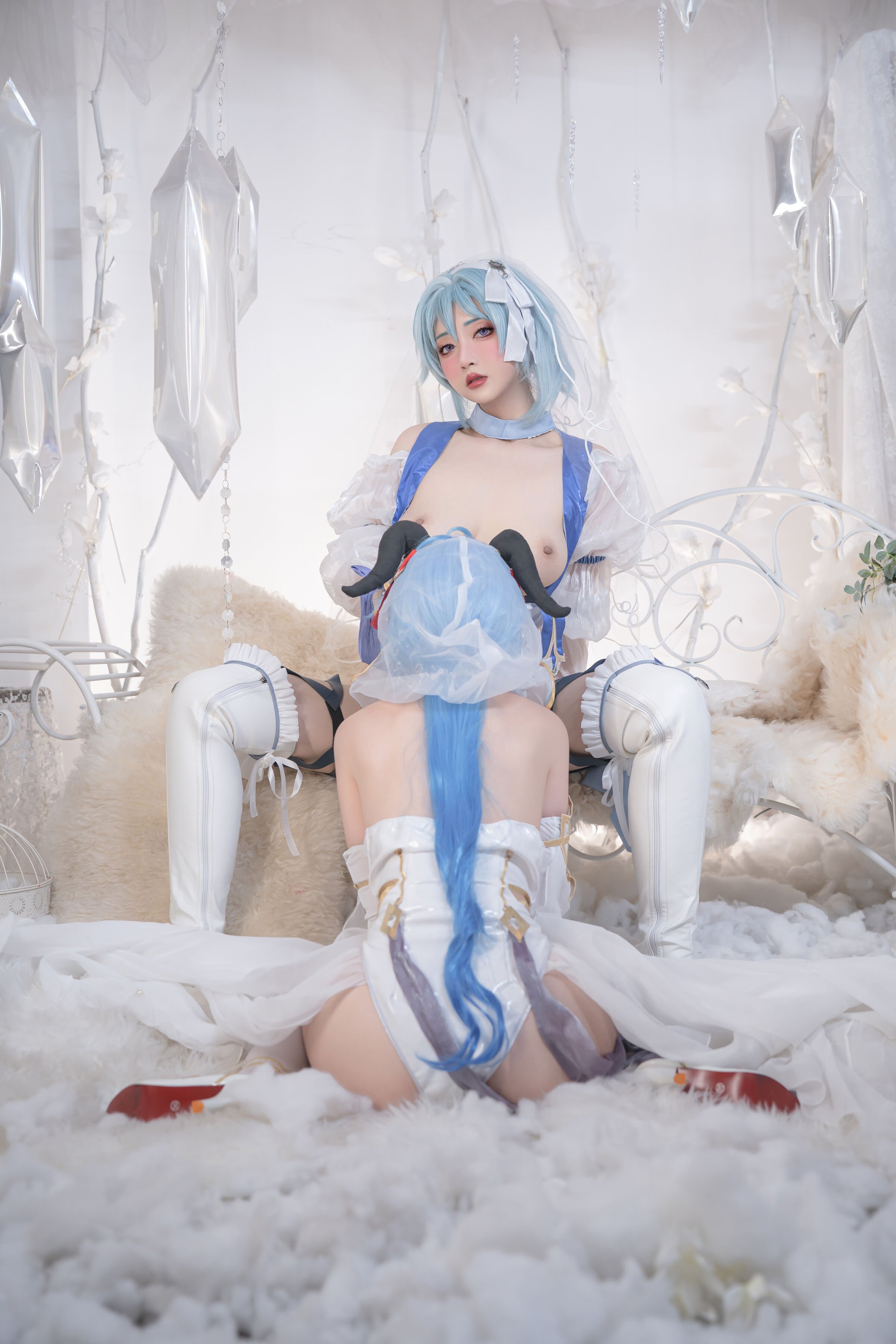 Đọc truyện hentai Tuyển tập Albums siêu phẩm Cosplay - Chap 489 - Crash Girl Meow Xiaoji & Yunshao - Genshin Impact Bride: Eula & Ganyu