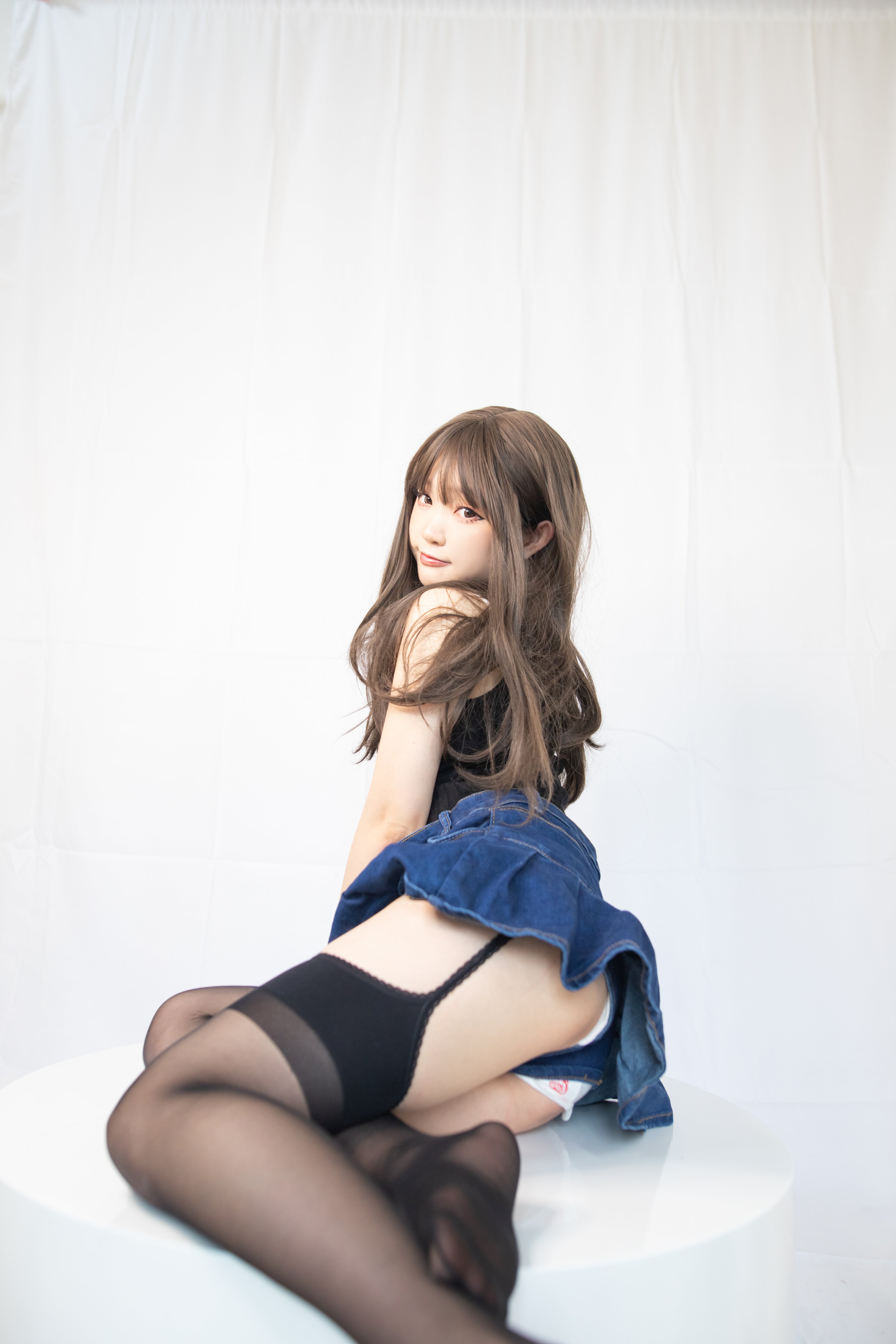 Đọc truyện hentai Tuyển tập Albums siêu phẩm Cosplay - Chap 288 - Kanzawa Nagari - No.002 - Black sweater suspender