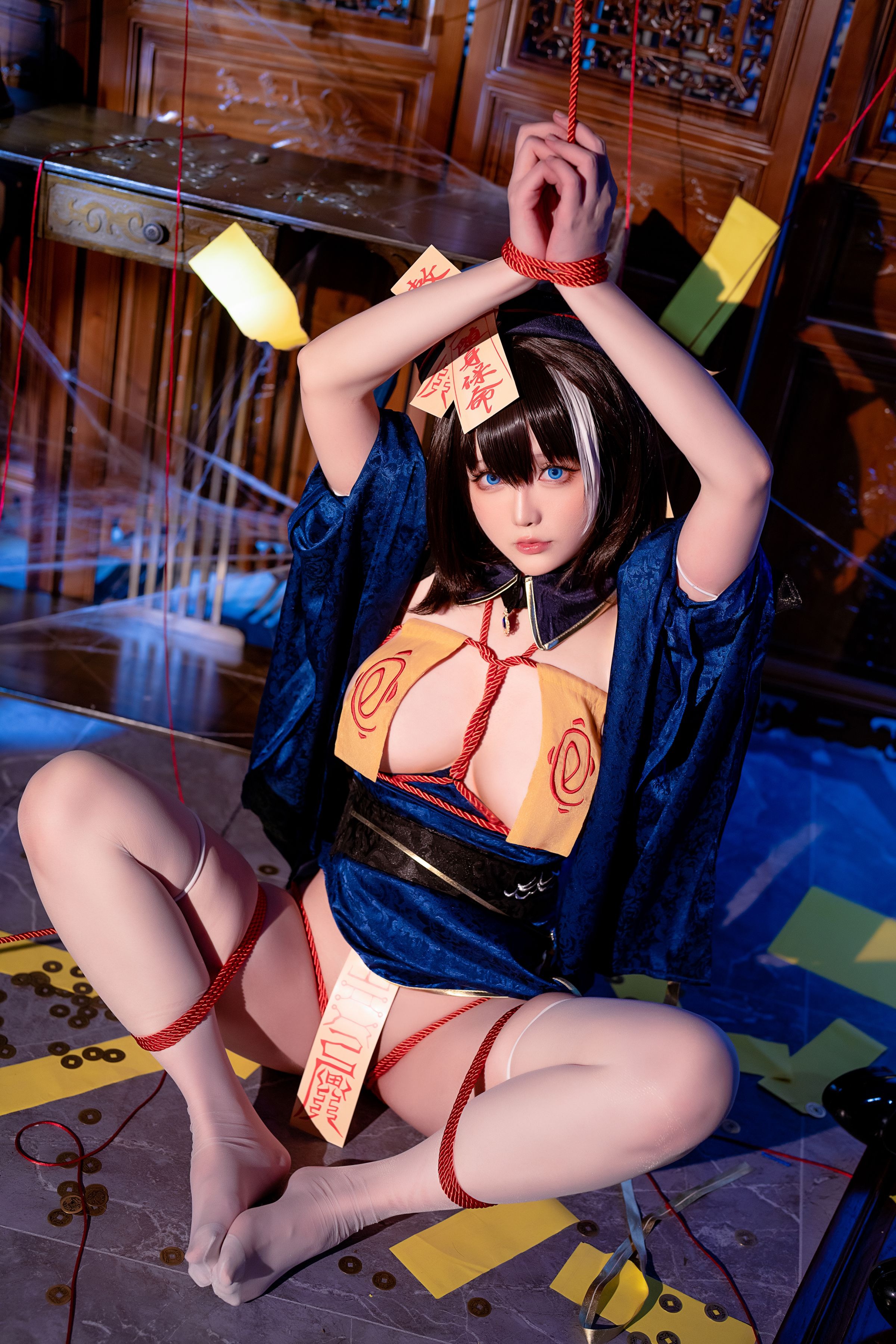 Đọc truyện hentai Tuyển tập Albums siêu phẩm Cosplay - Chap 25 - Chi Chi Halloween