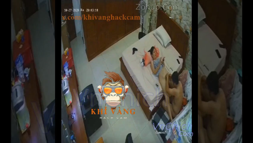 Ông này có niềm đam mê dị vcl, chắc cũng làm nghề tạo mẫu tóc đó mà ~ Sex Hack Camera
