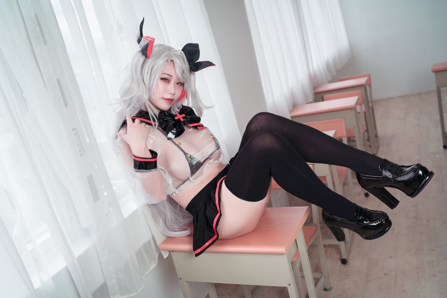 Đọc truyện hentai Tuyển tập Albums siêu phẩm Cosplay - Chap 1213 - [Hannai] Prinz Eugen (Azur Lane)
