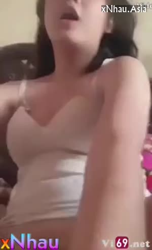 Yêu xa mà nứng năn nỉ mãi em ny mới quay video thủ dâm gửi xem (Yêu xa mà nứng năn nỉ mãi em ny mới quay video thủ dâm gửi xem) [26]