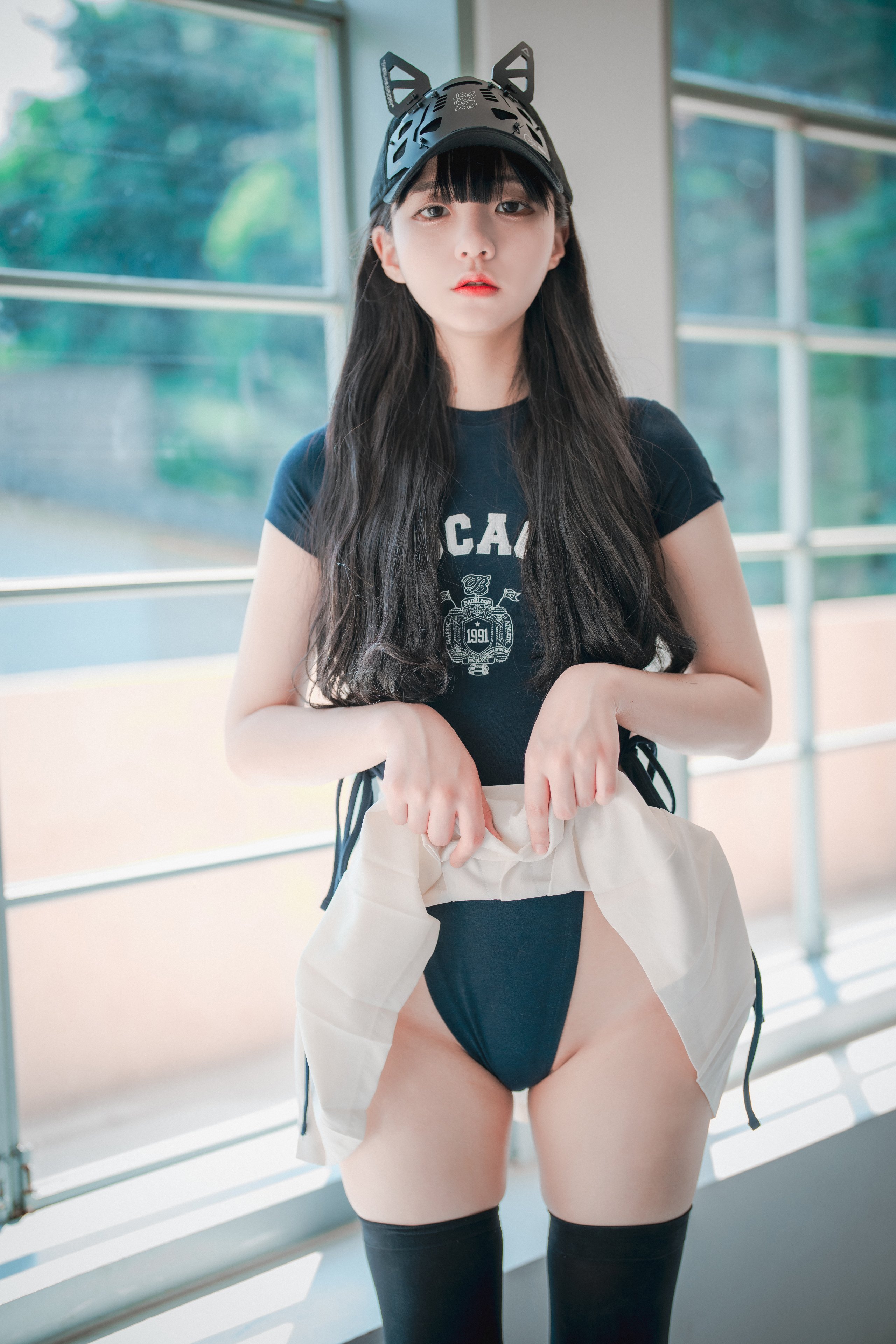 Đọc truyện hentai Tuyển tập Albums siêu phẩm Cosplay - Chap 699 - [DJAWA] Jeong Jenny  - Classic Athletic Girl in Navy Blue